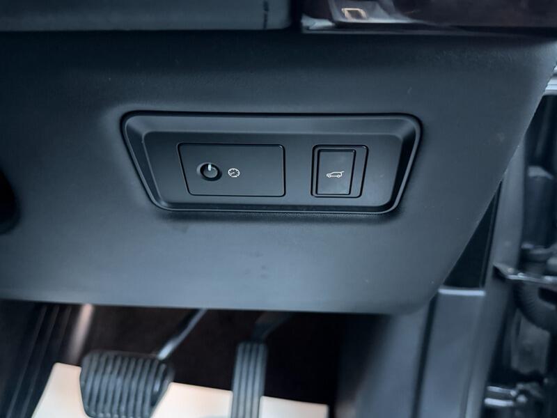 Land Rover Range Rover view 49