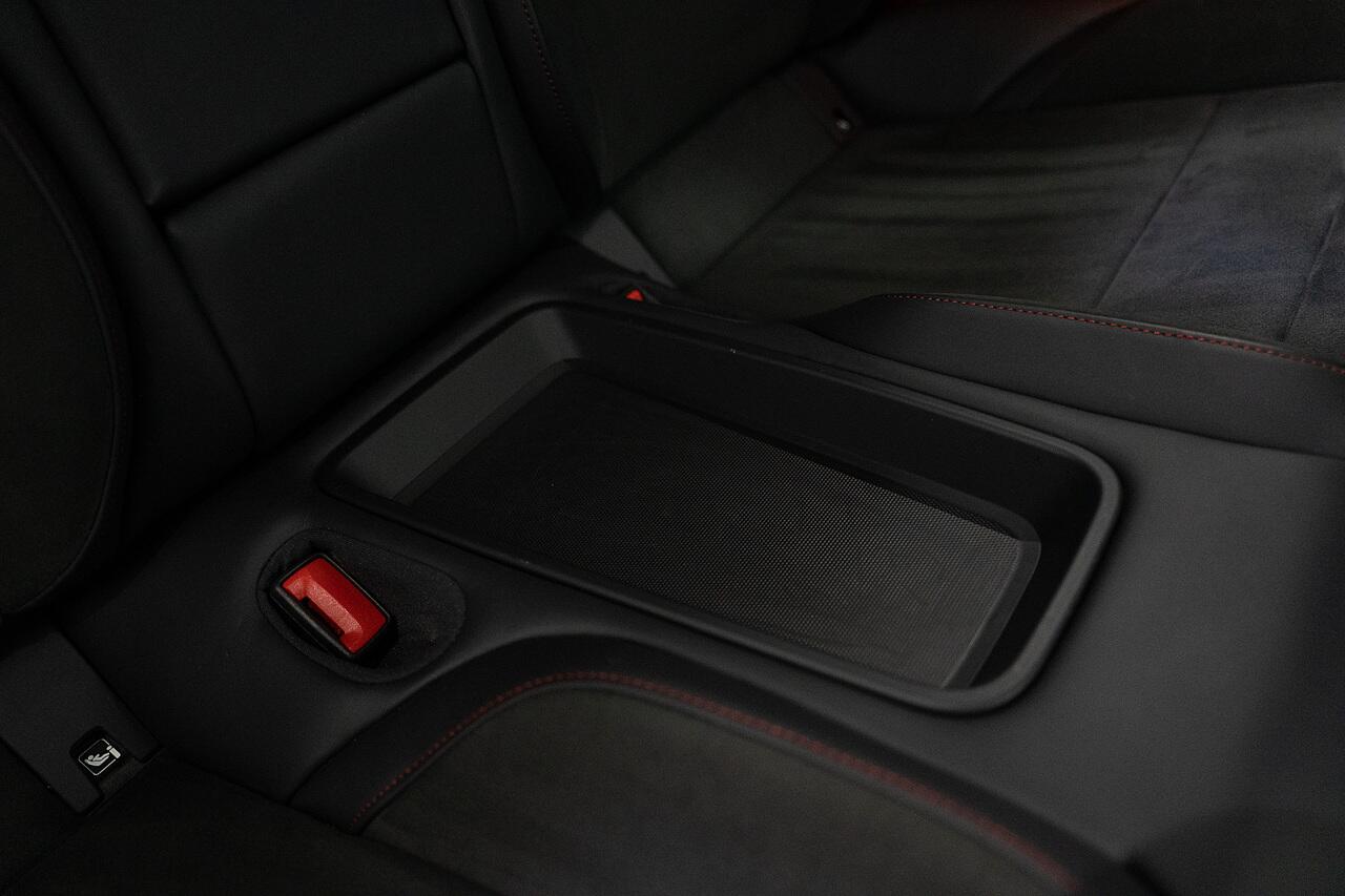 Porsche Taycan view 25