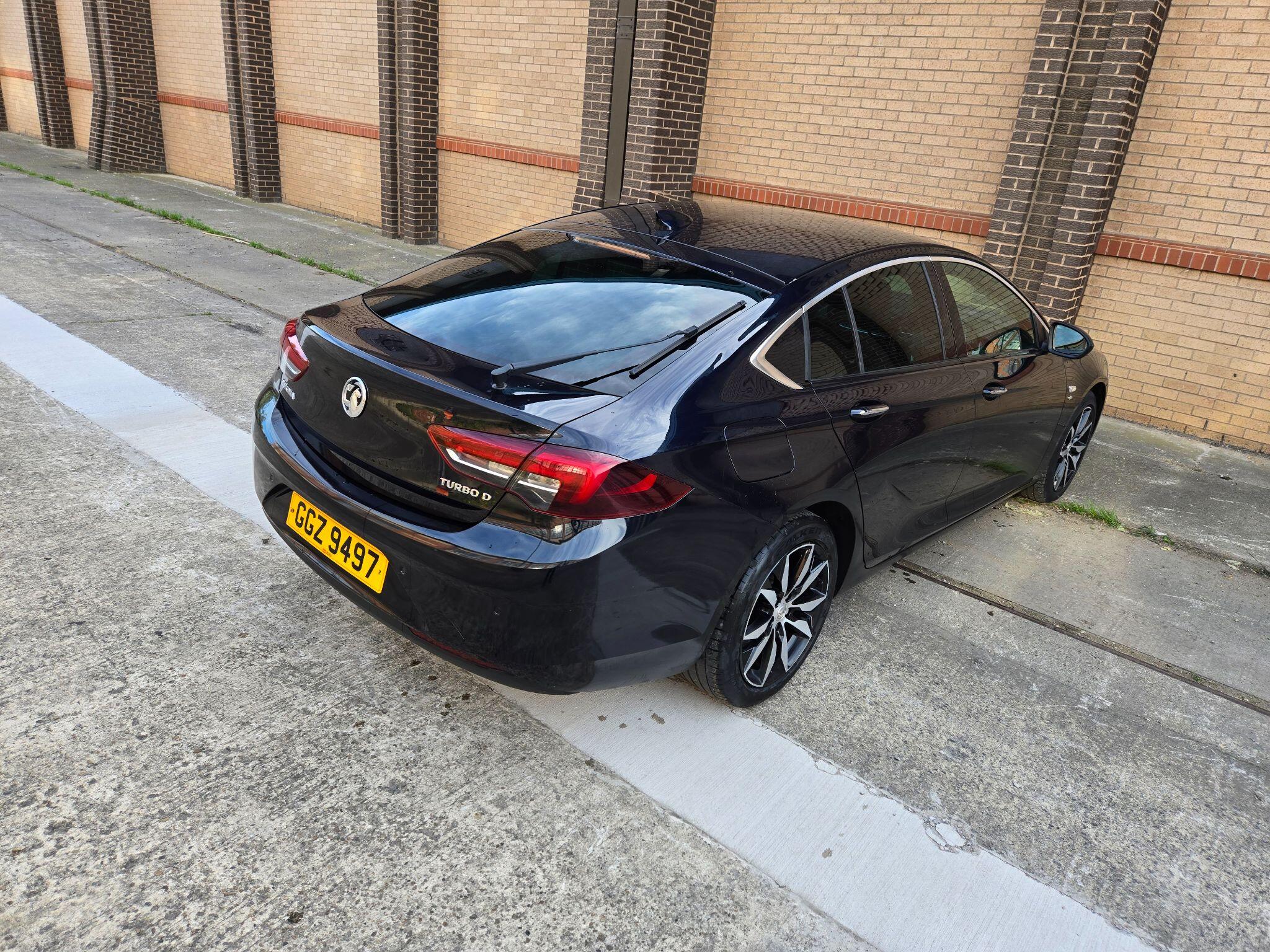 2017 Vauxhall Insignia 1.6 Turbo D BlueInjection Elite Nav Grand Sport Euro 6 (s/s) 5dr • 87,000 miles image 21