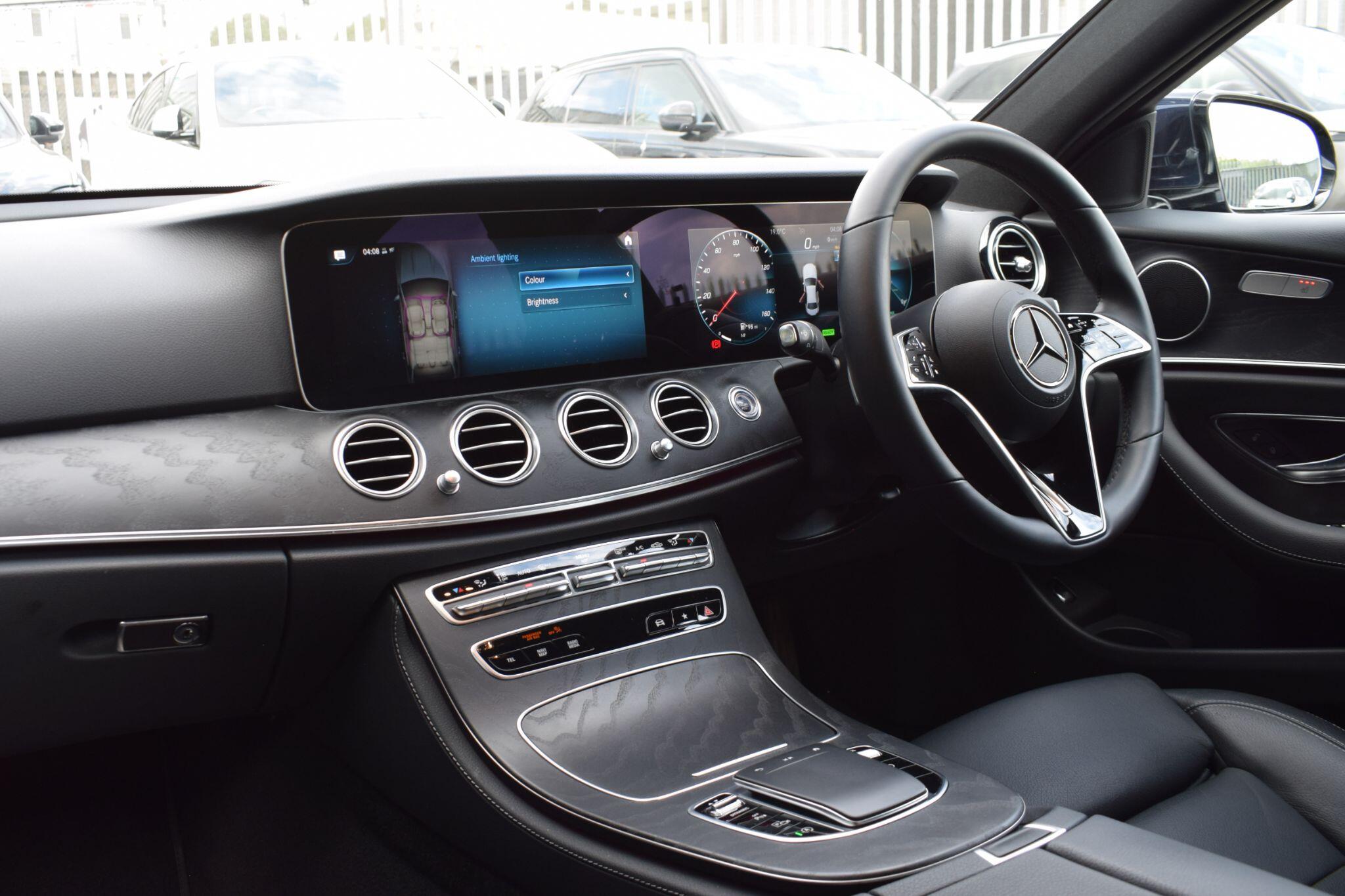 Mercedes-Benz E-Class view 11