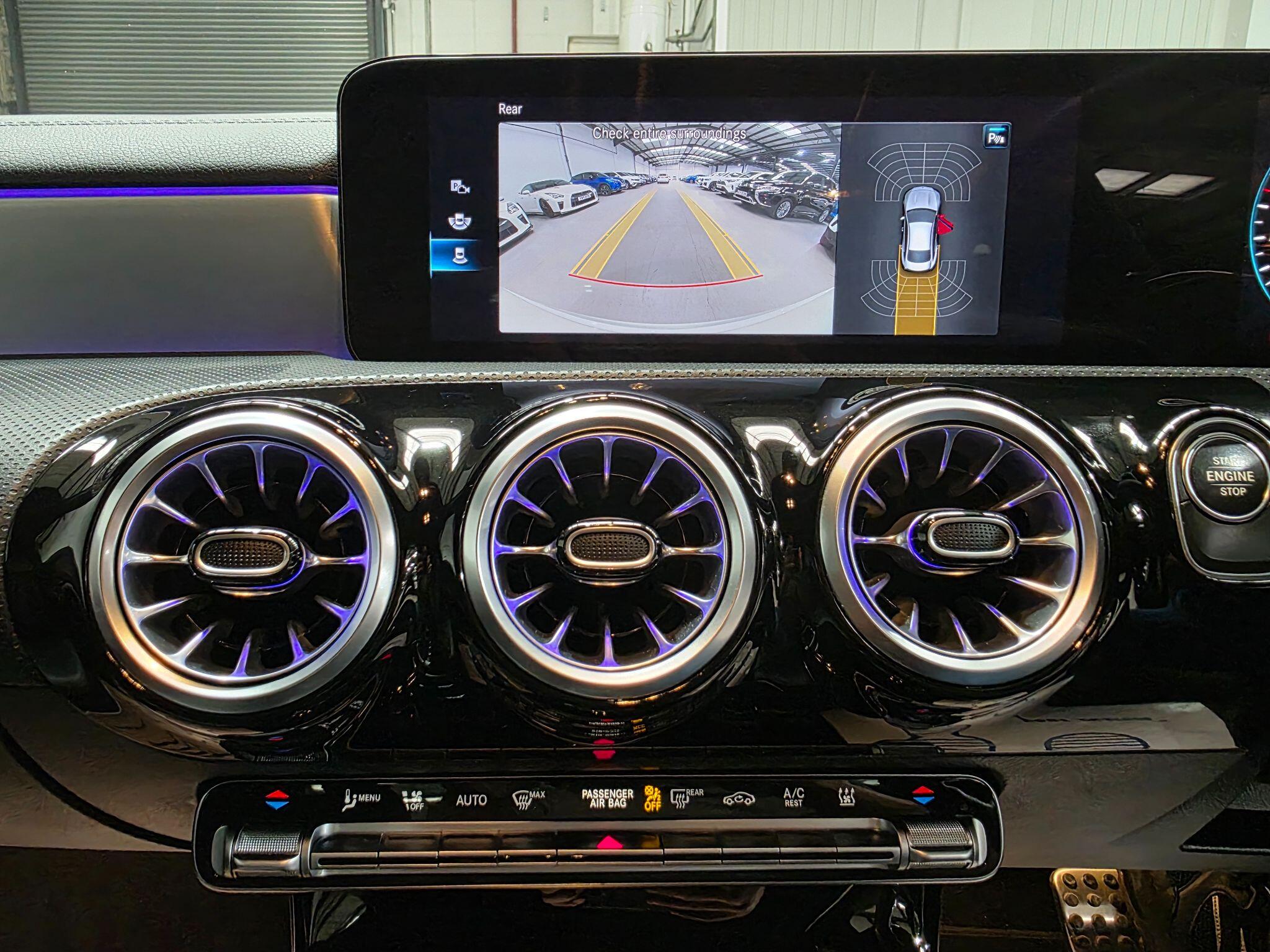 Mercedes-Benz Cla view 8