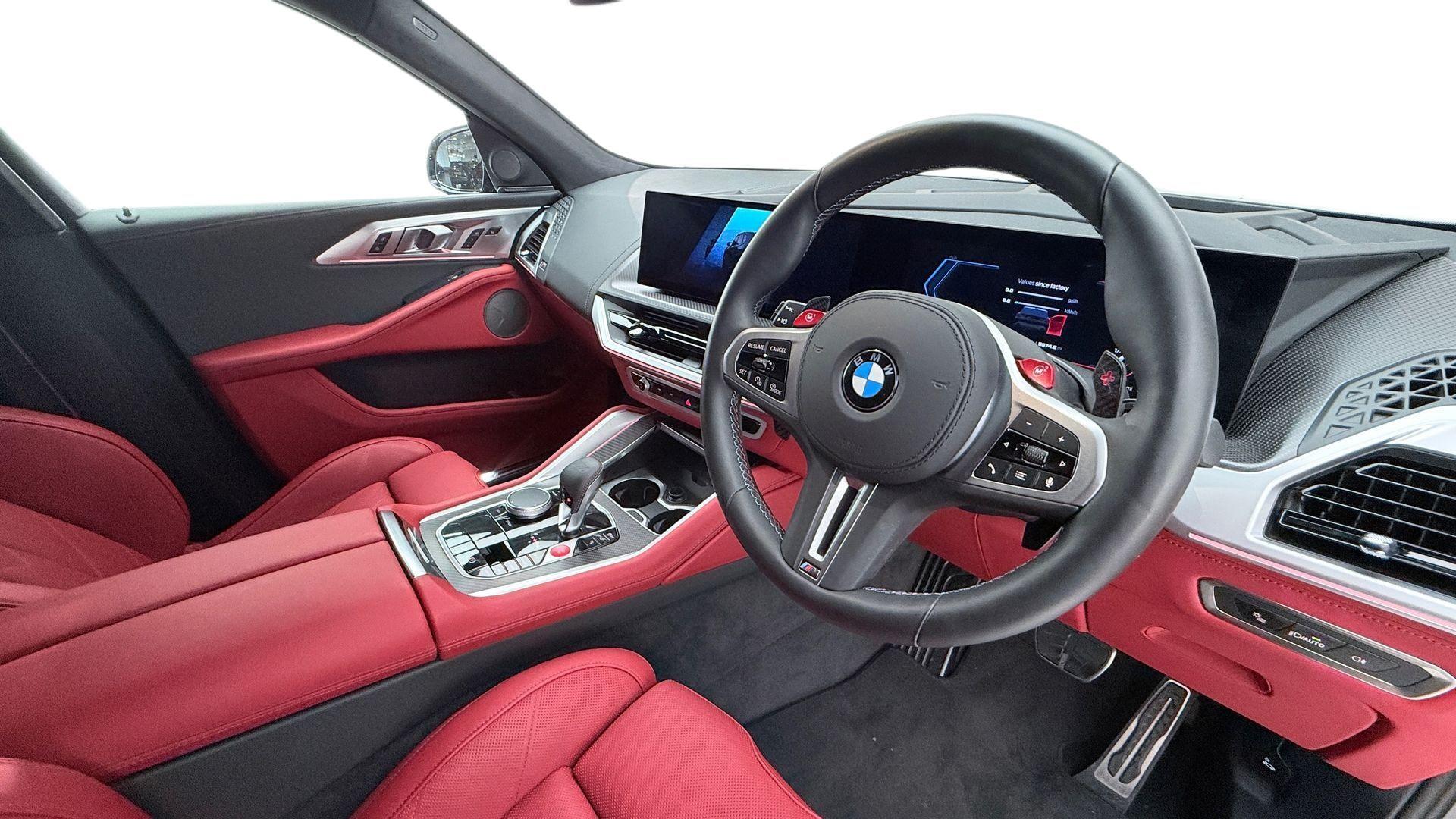 BMW XM view 6