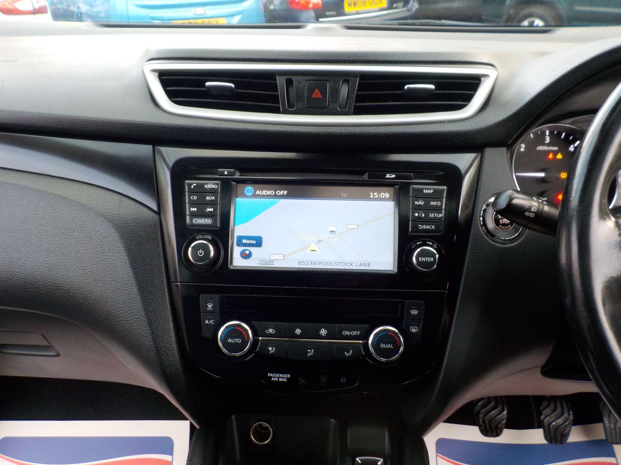 Nissan Qashqai 1.5 dCi Tekna 2WD Euro 6 (s/s) 5dr