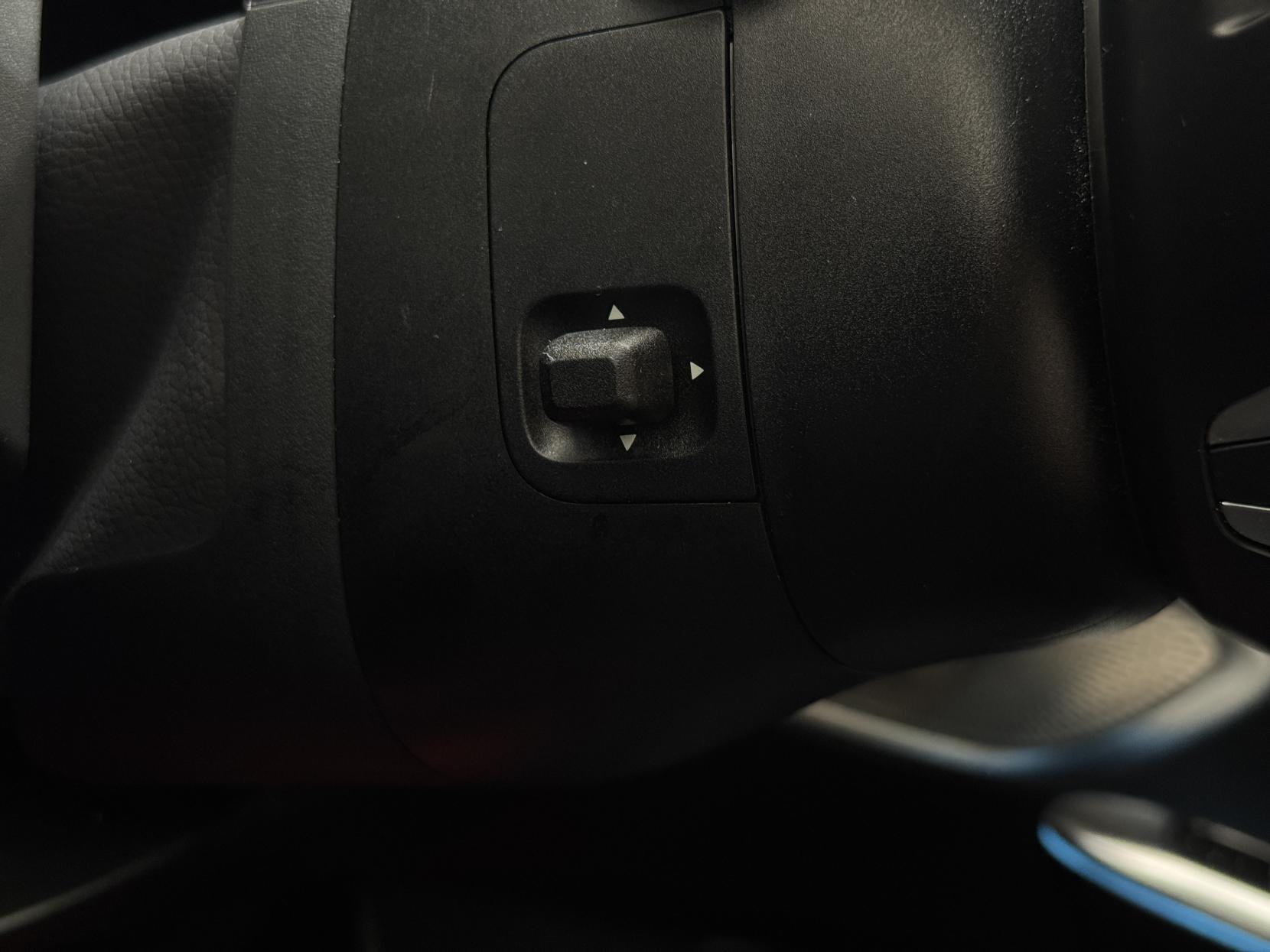 Mercedes-Benz C Class view 48
