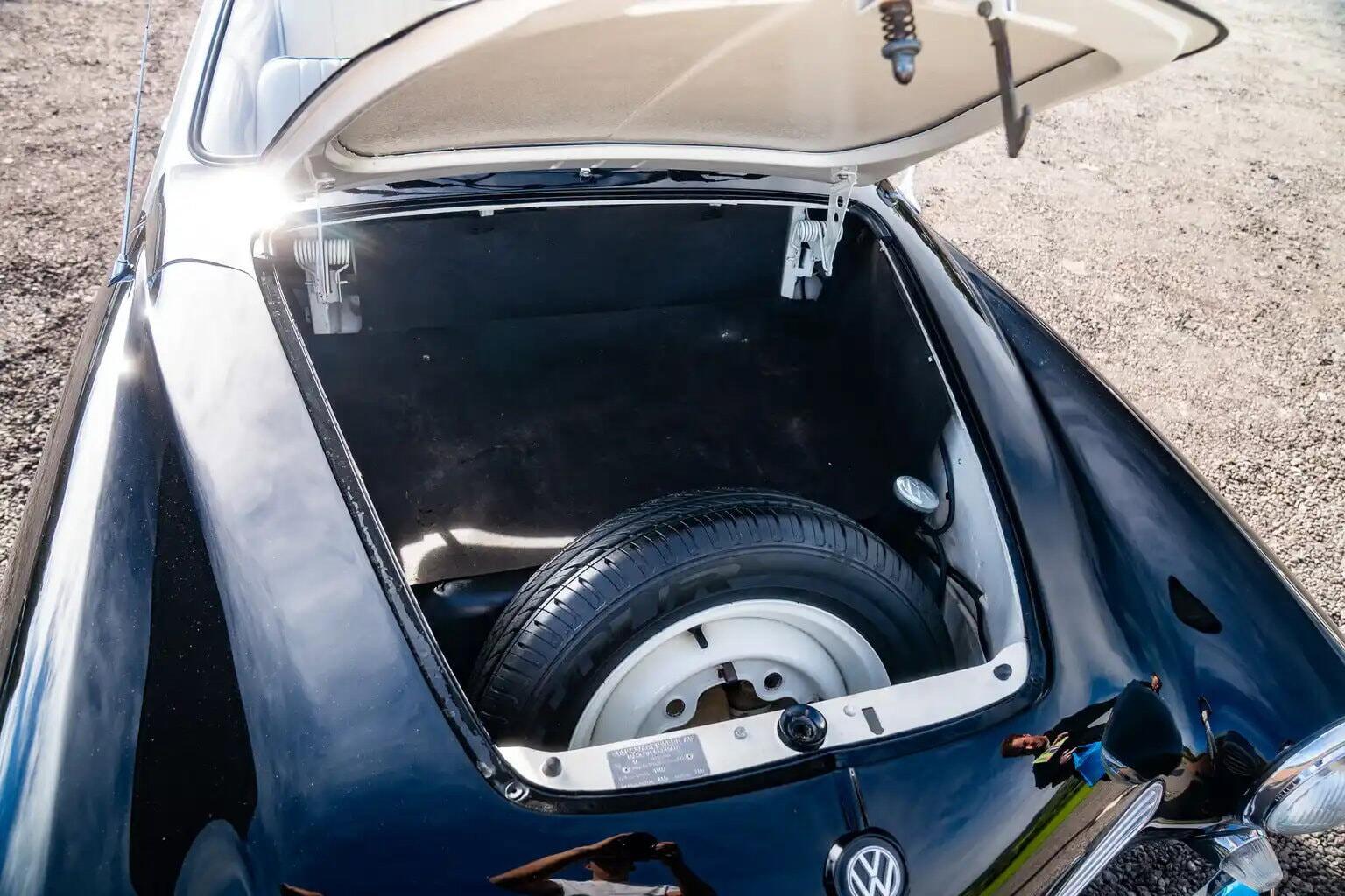 Volkswagen Volkswagen Karmann view 40