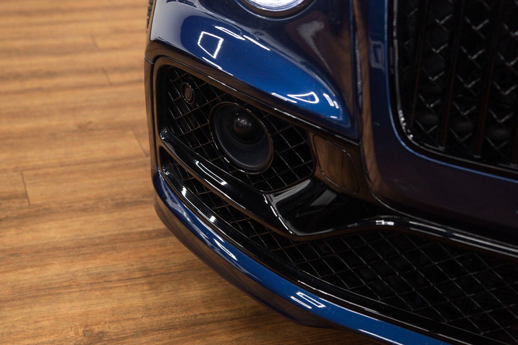 Bentley Flying Spur view 12