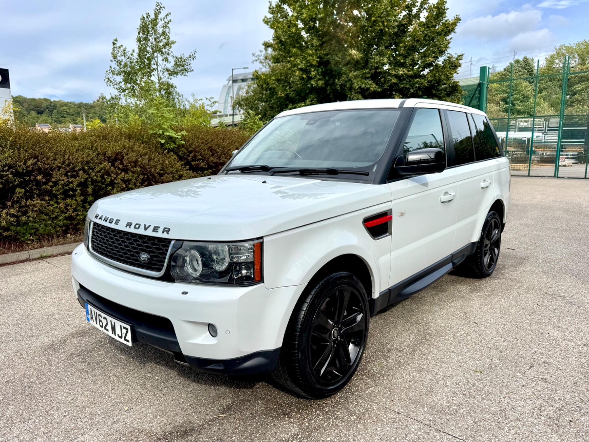 Land Rover Range Rover Sport view 2