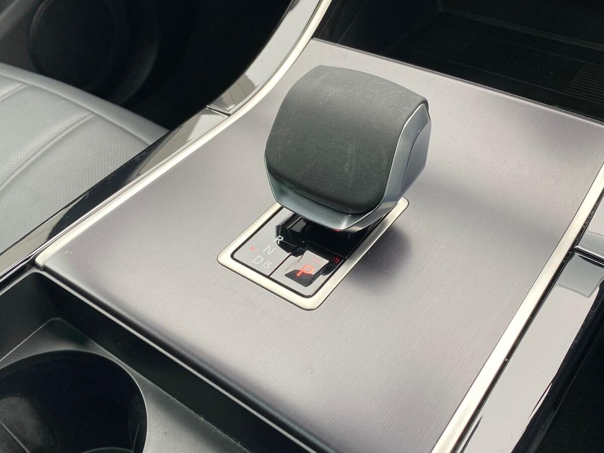 Land Rover Range Rover Evoque view 13