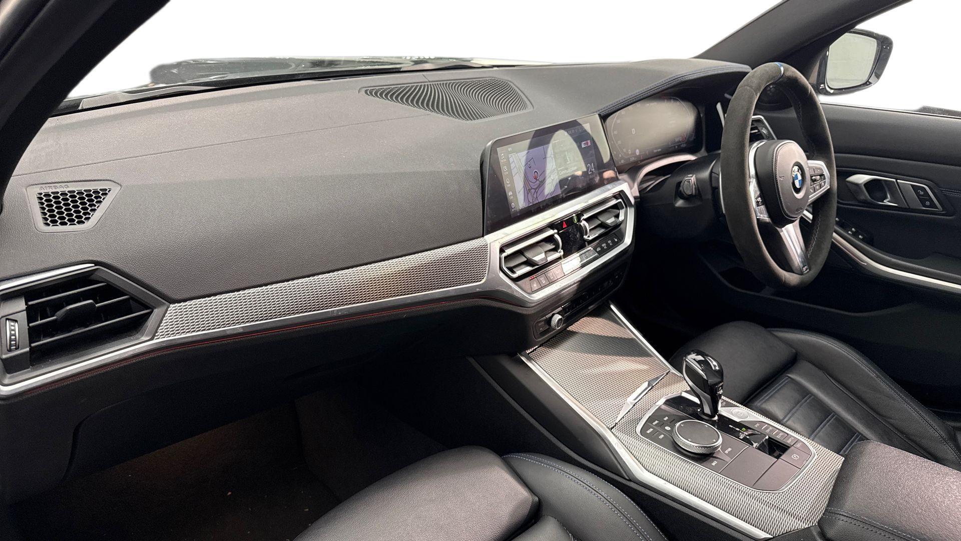 BMW 3 Series view 7