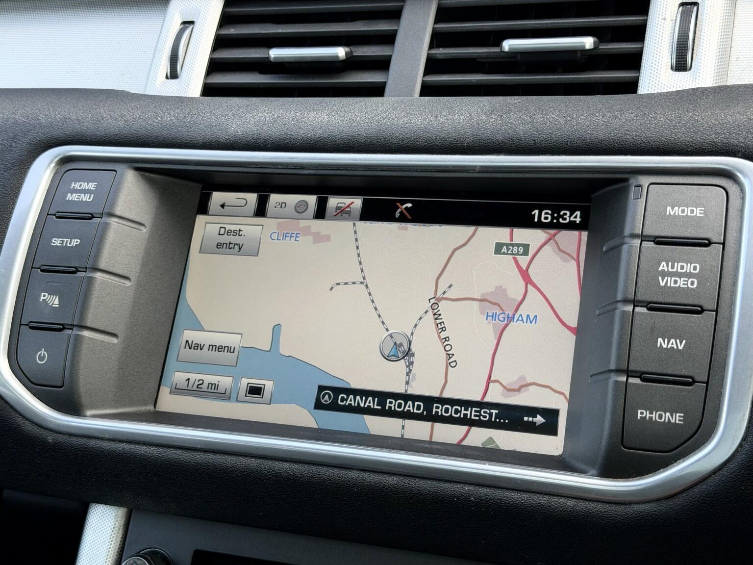 Land Rover Range Rover Evoque view 19