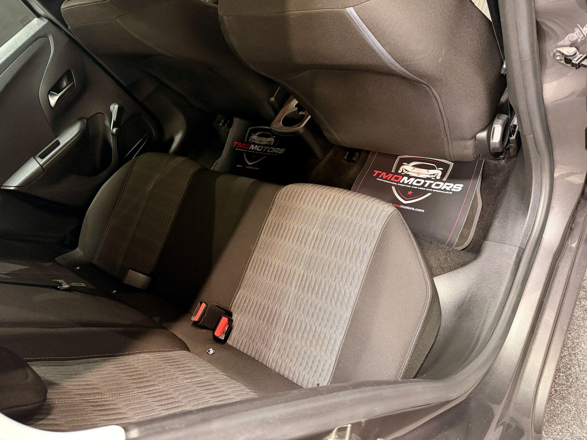 Vauxhall Corsa view 16