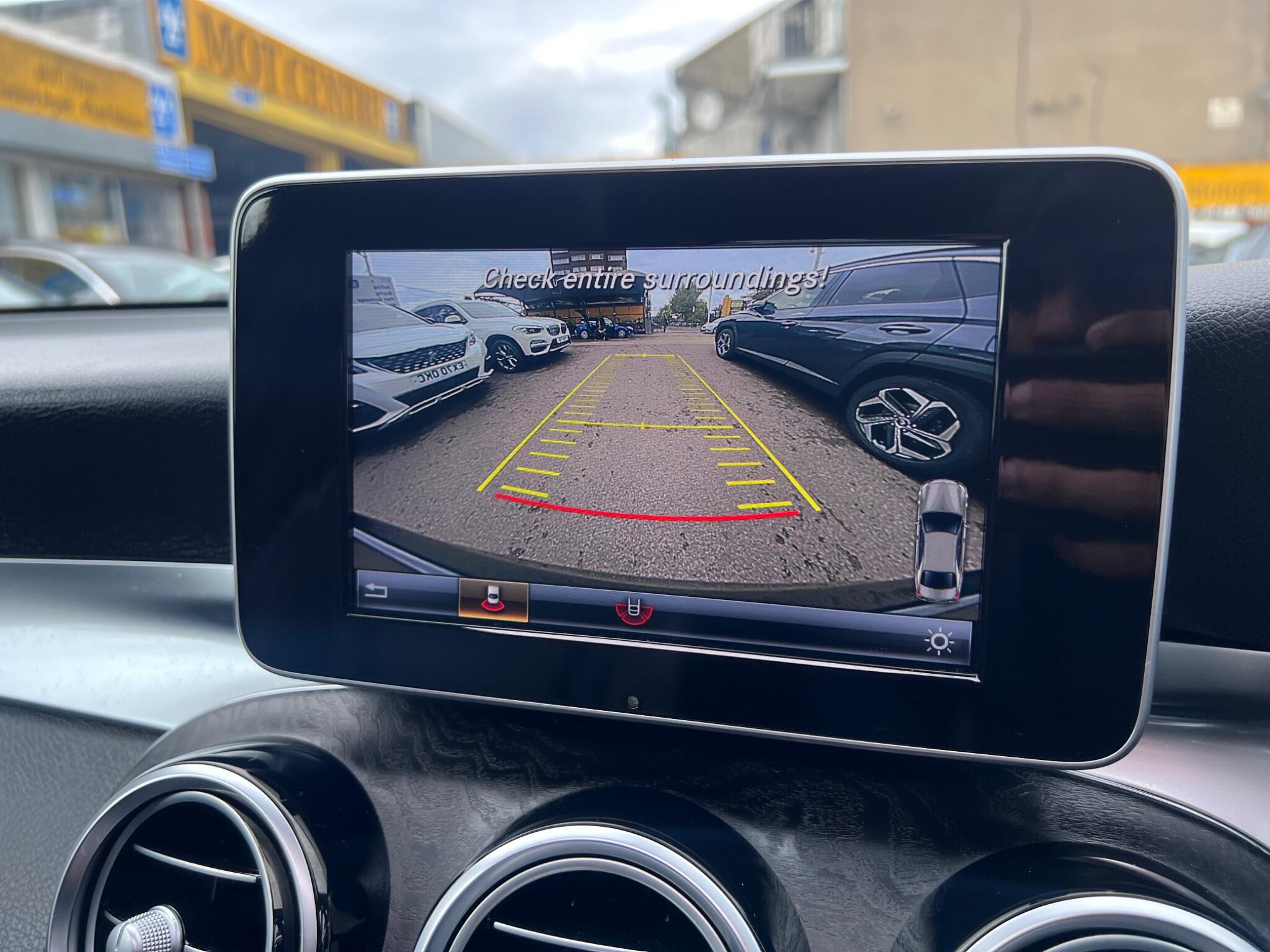 Mercedes-Benz GLC view 26