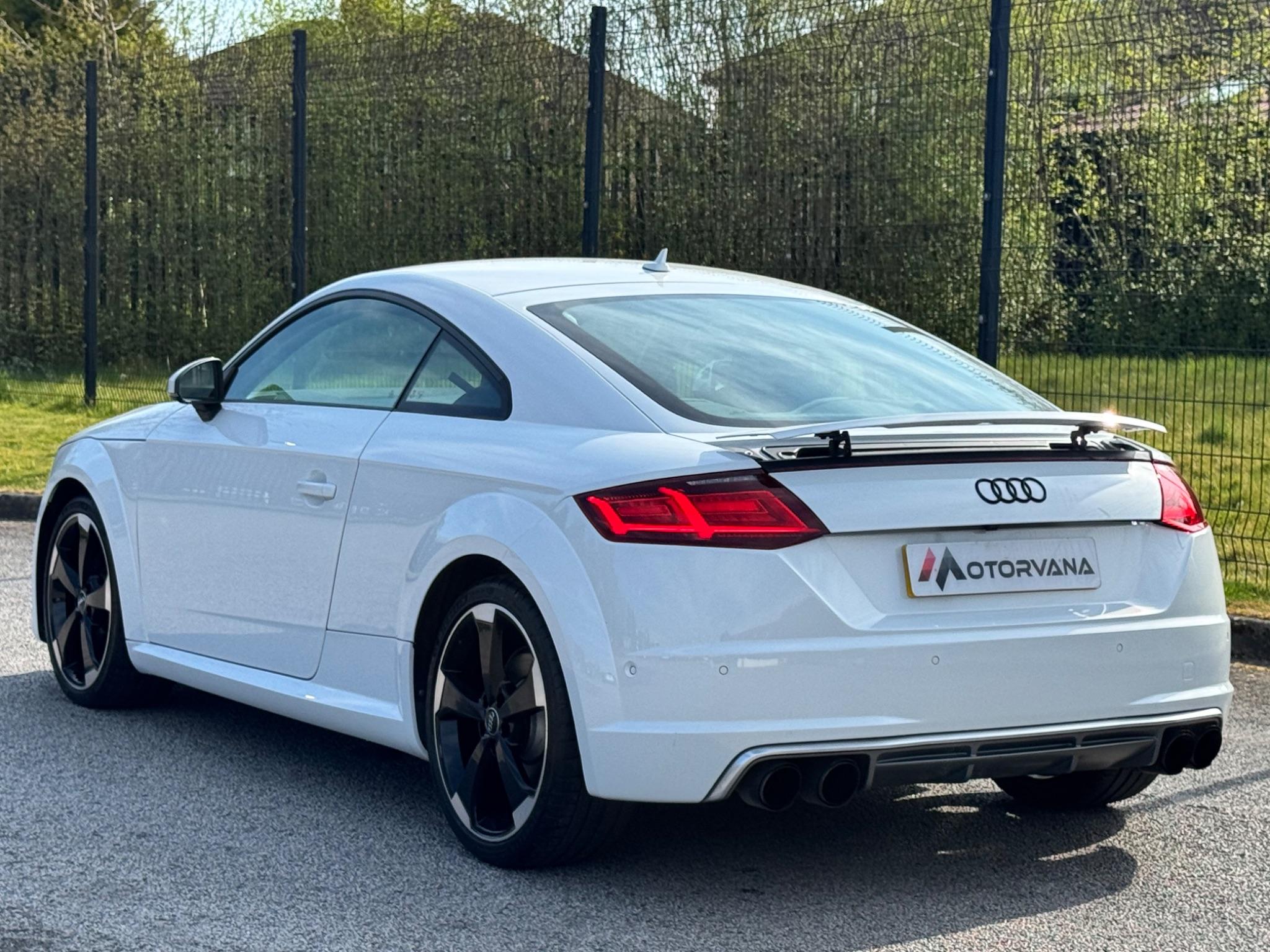 Audi TT view 13