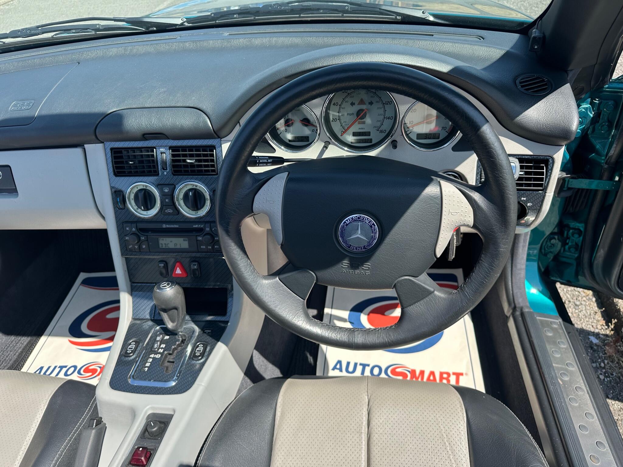 Mercedes-Benz SLK view 28