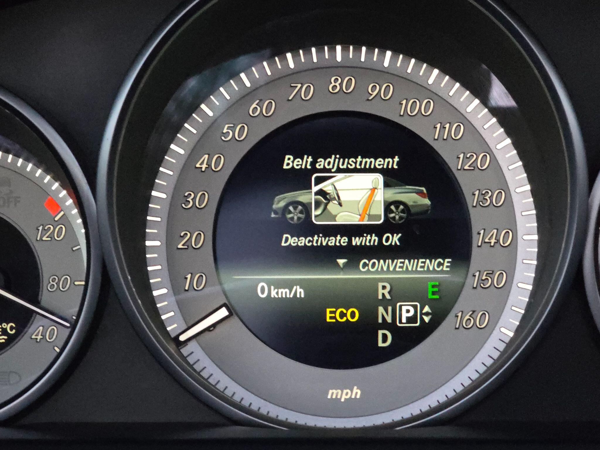 2014 Mercedes-Benz E Class image 60