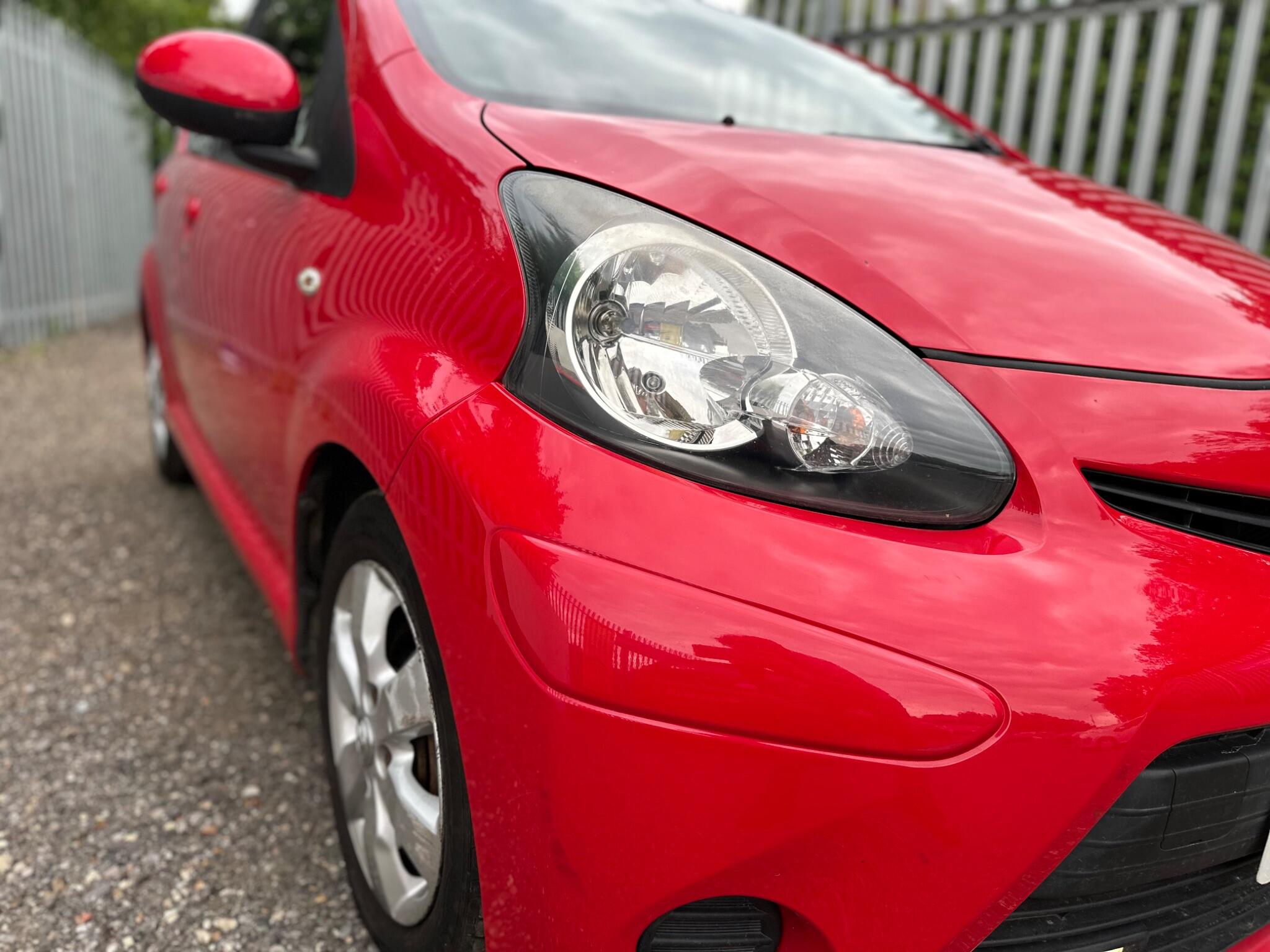 2014 Toyota AYGO image 28