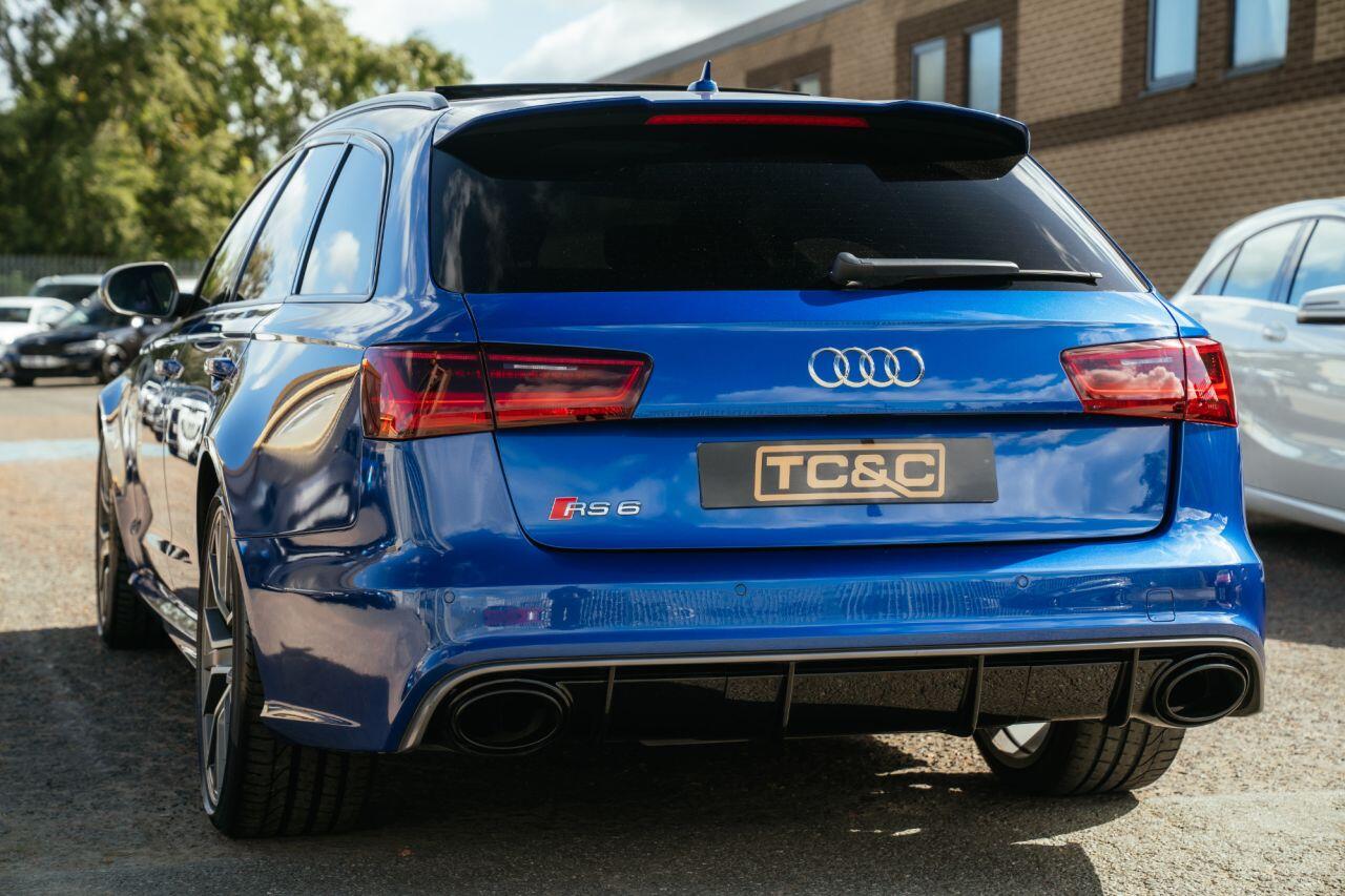 Audi RS6 view 15