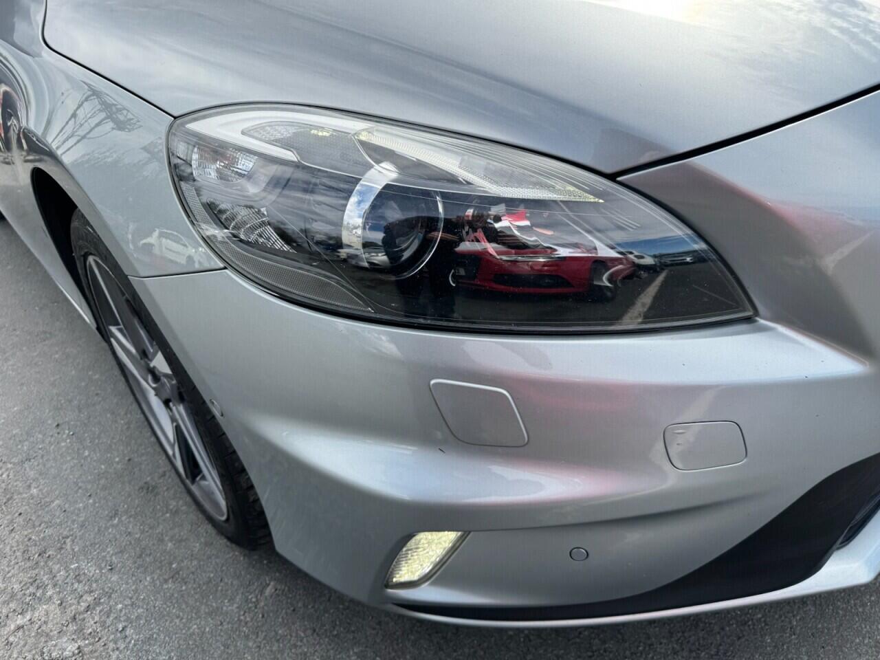 Volvo V40 view 39
