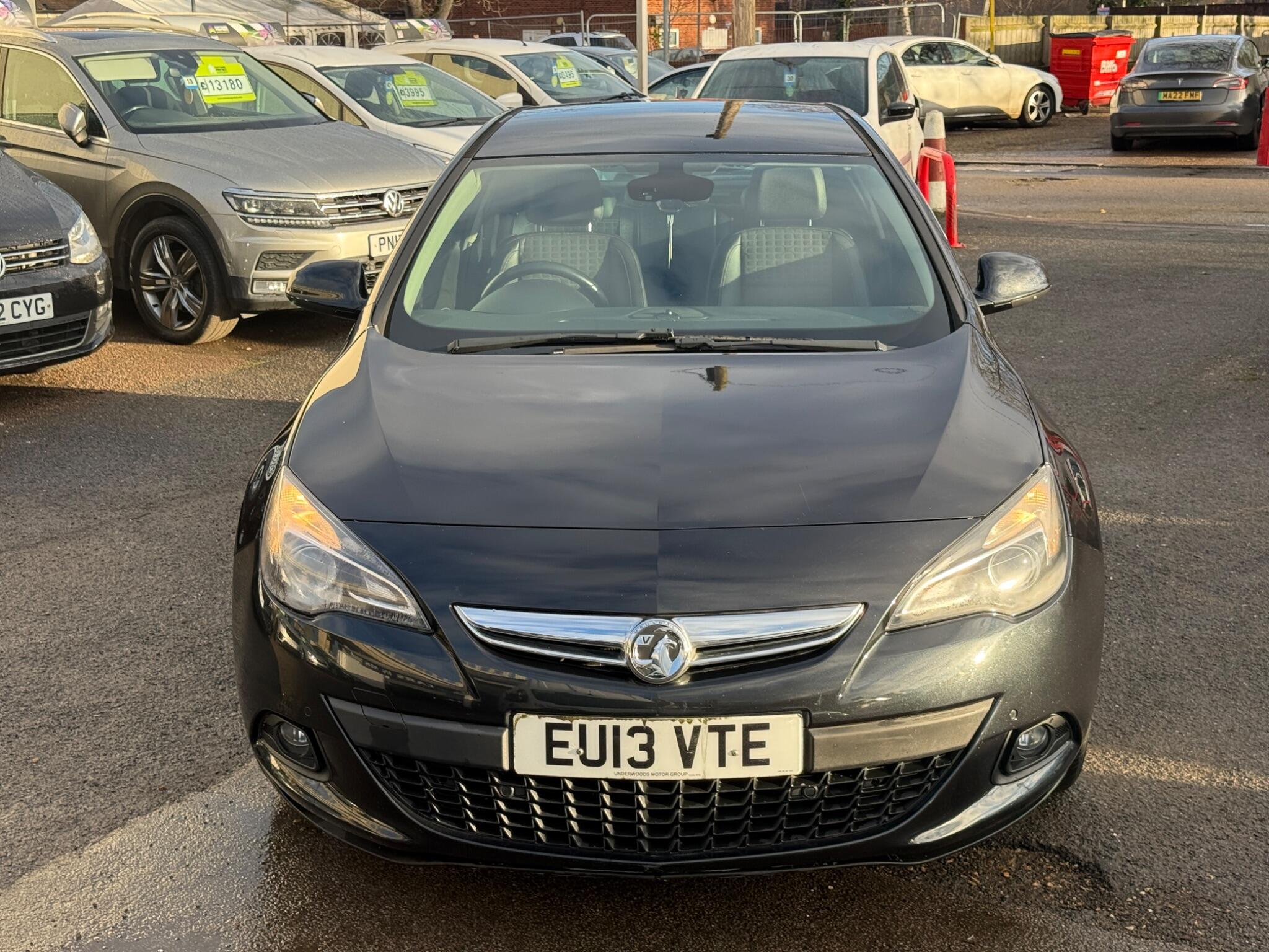 Vauxhall Astra GTC - Image 8