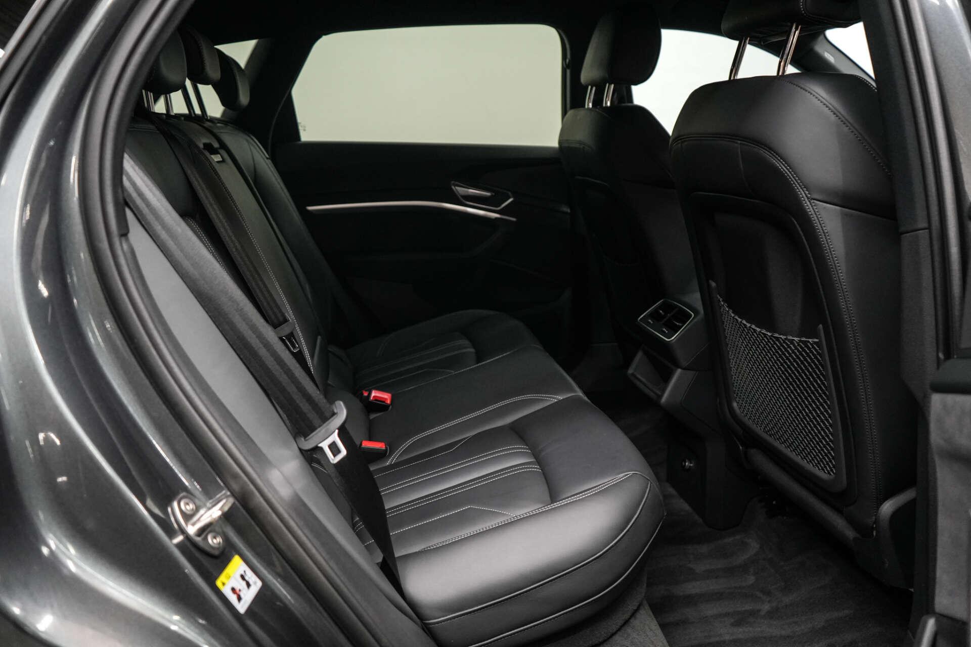 Audi Q8 E-Tron view 22