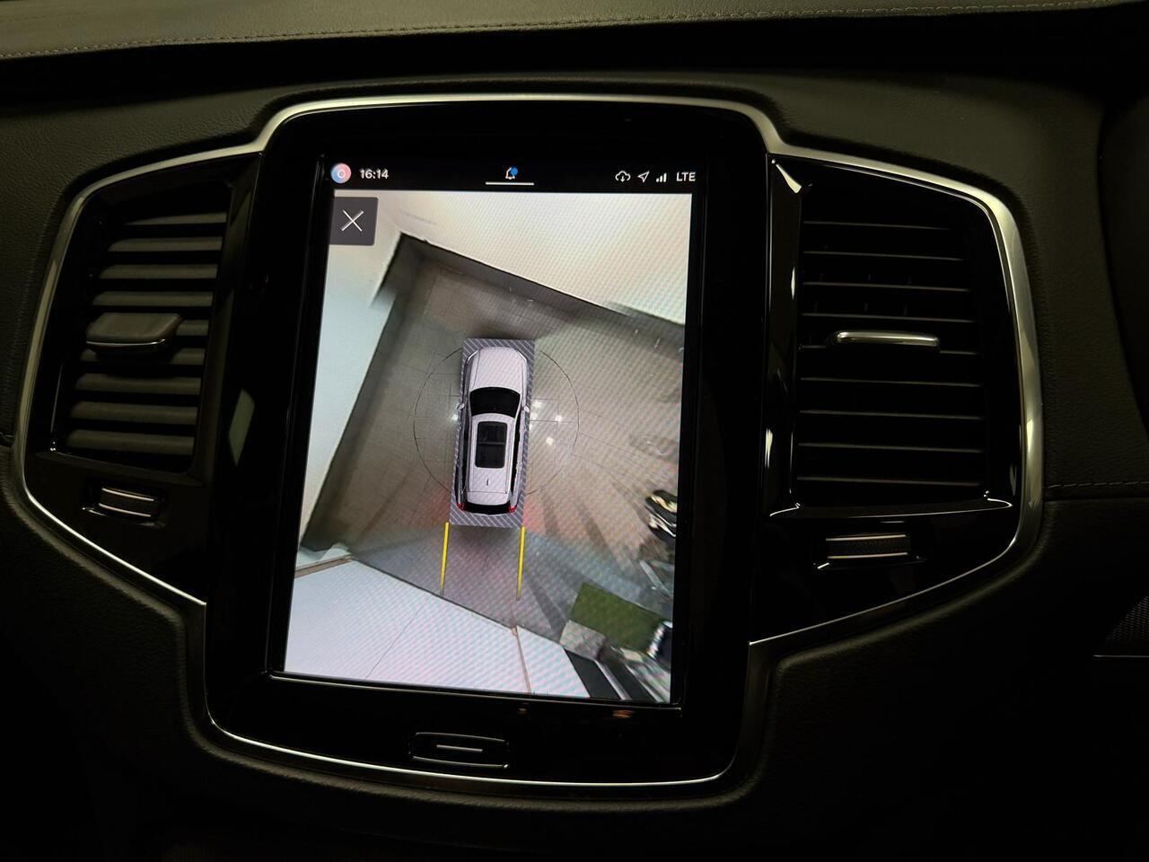 Volvo XC90 view 27