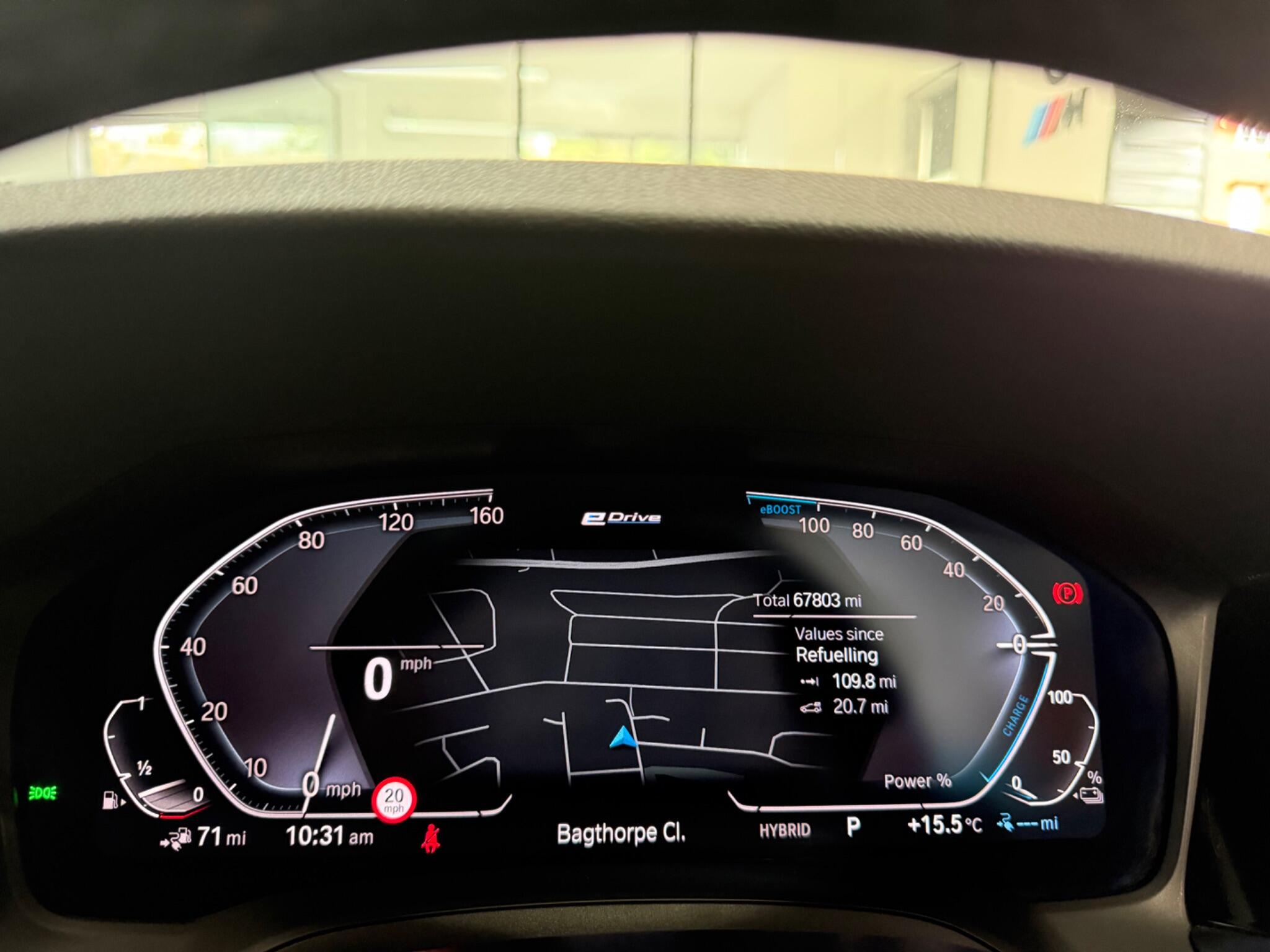 BMW 3 Series view 25