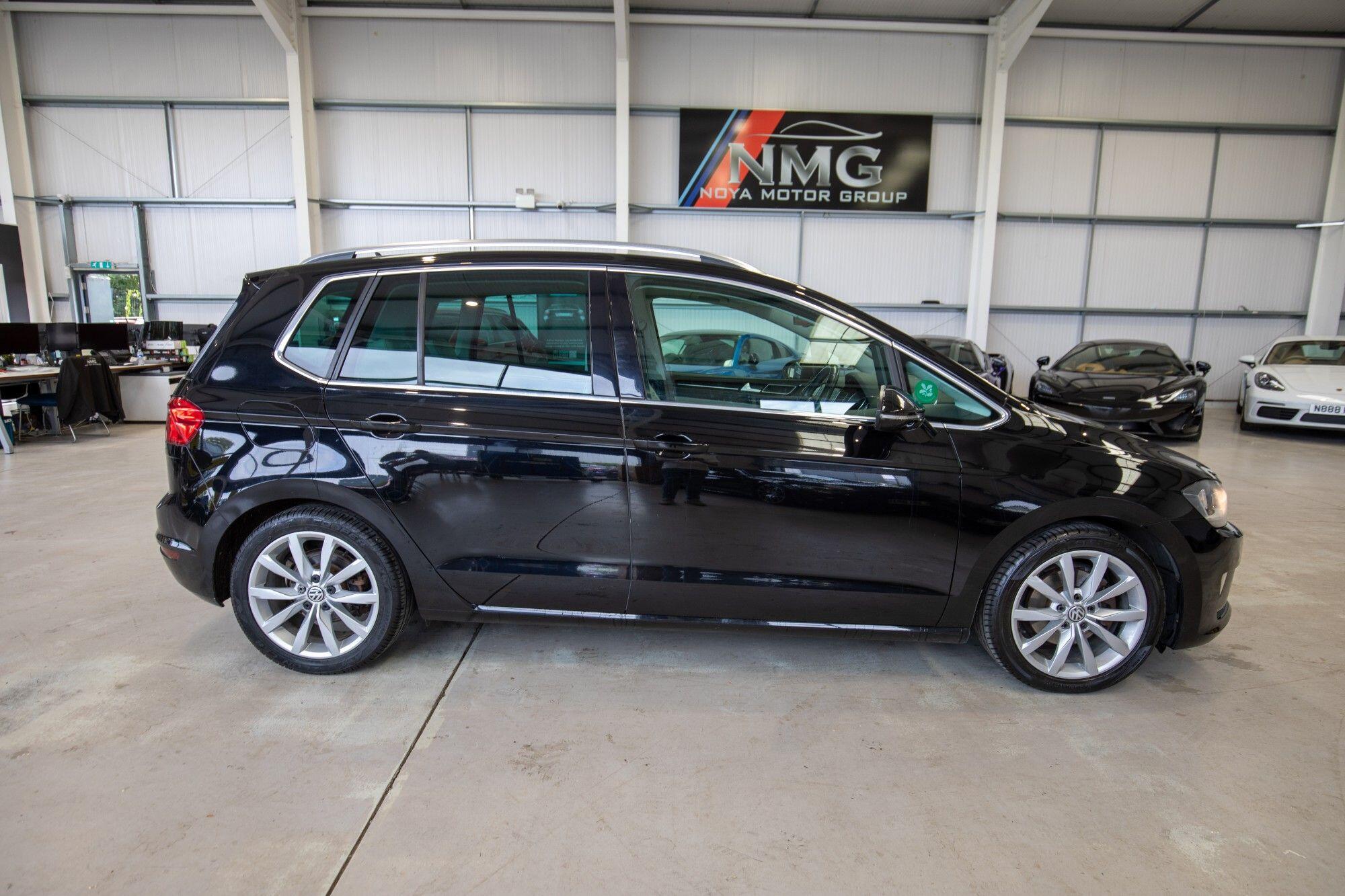 Volkswagen Golf Sportsvan view 32