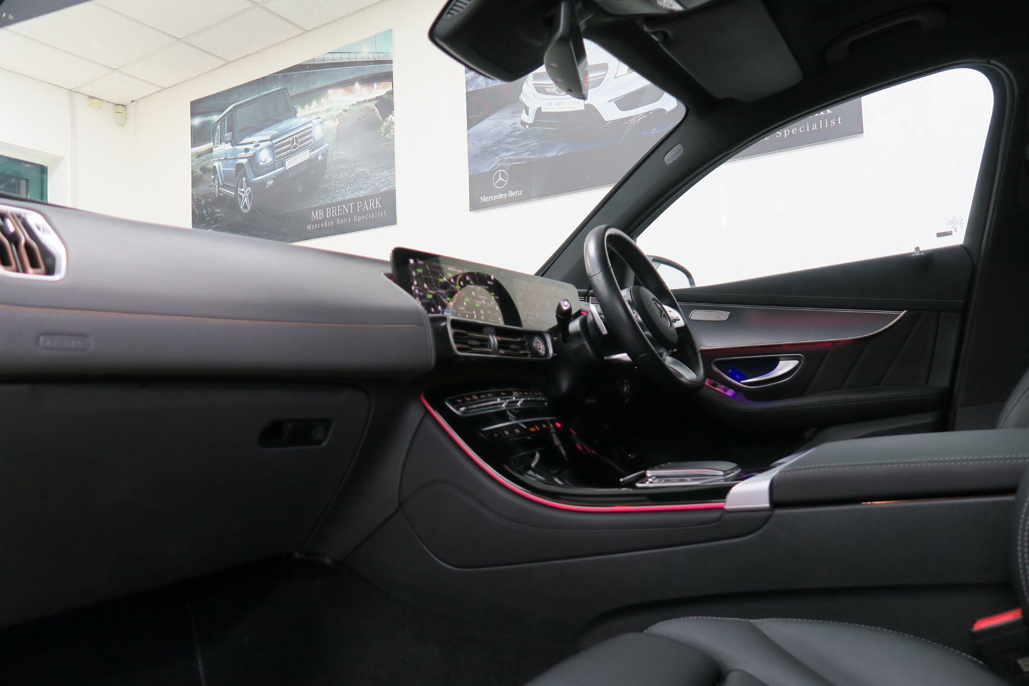 Mercedes-Benz Eqc view 9