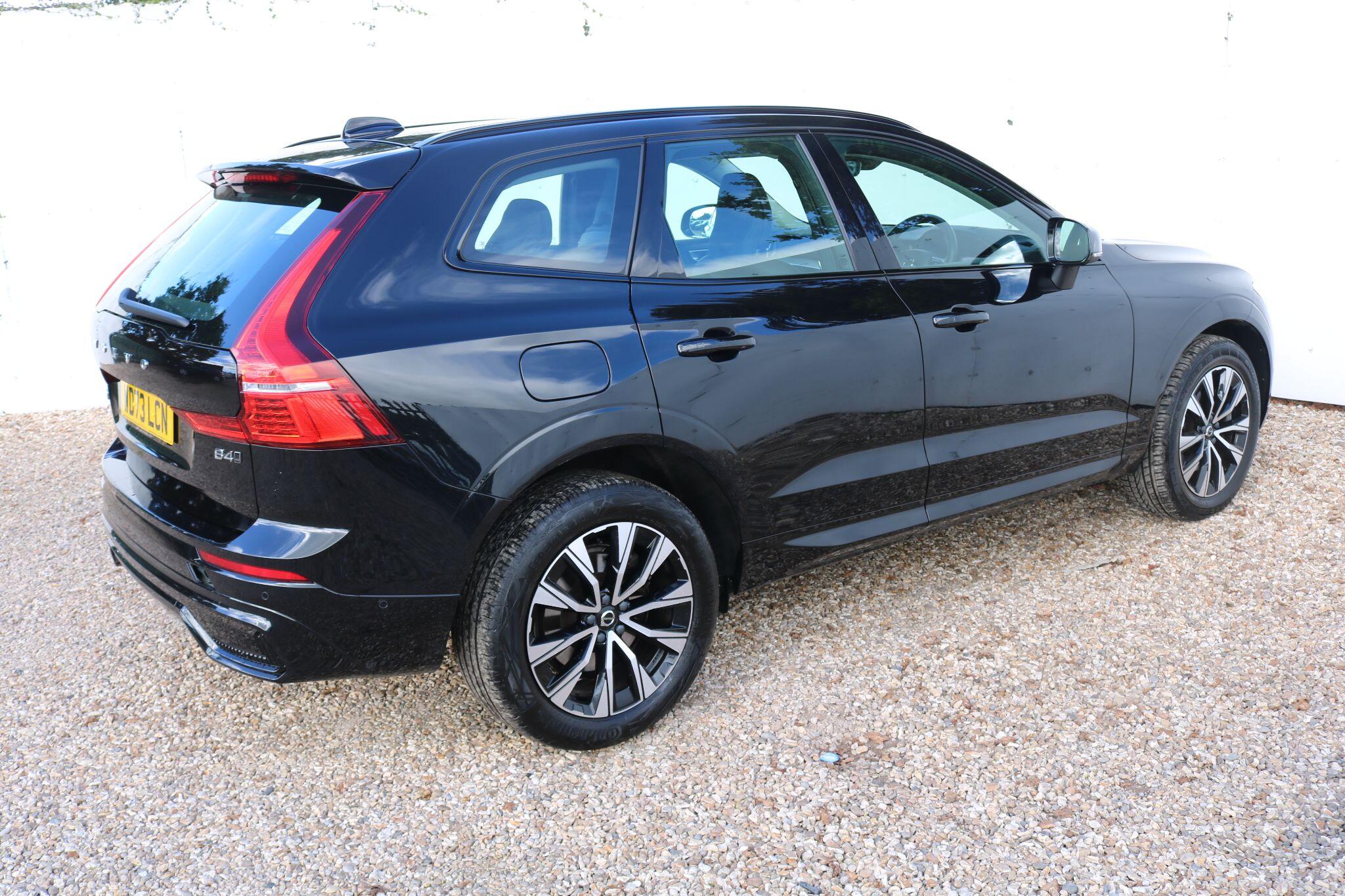 Volvo XC60 view 7