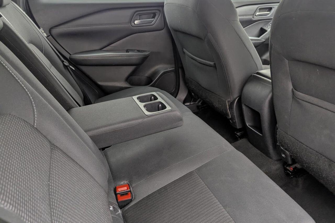 Nissan Qashqai view 18