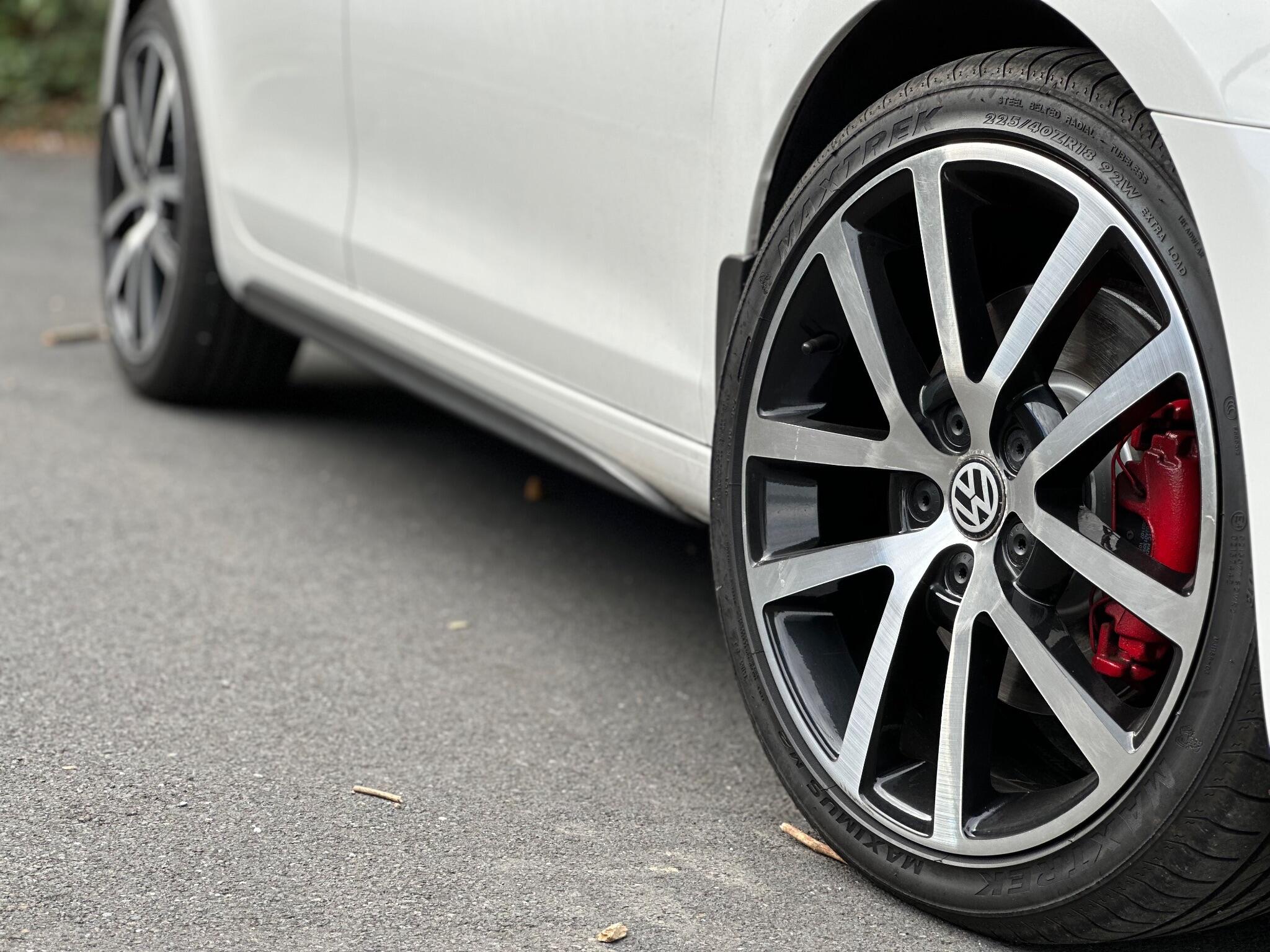 Volkswagen Golf view 21