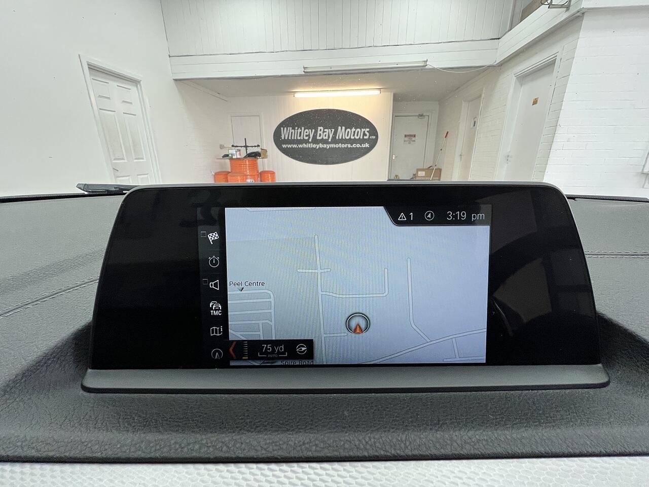 BMW 1 Series view 10