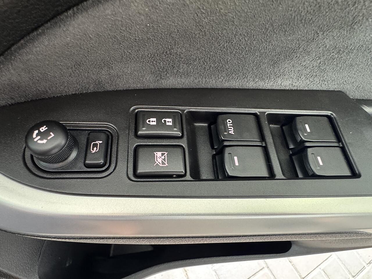 Suzuki Vitara view 28