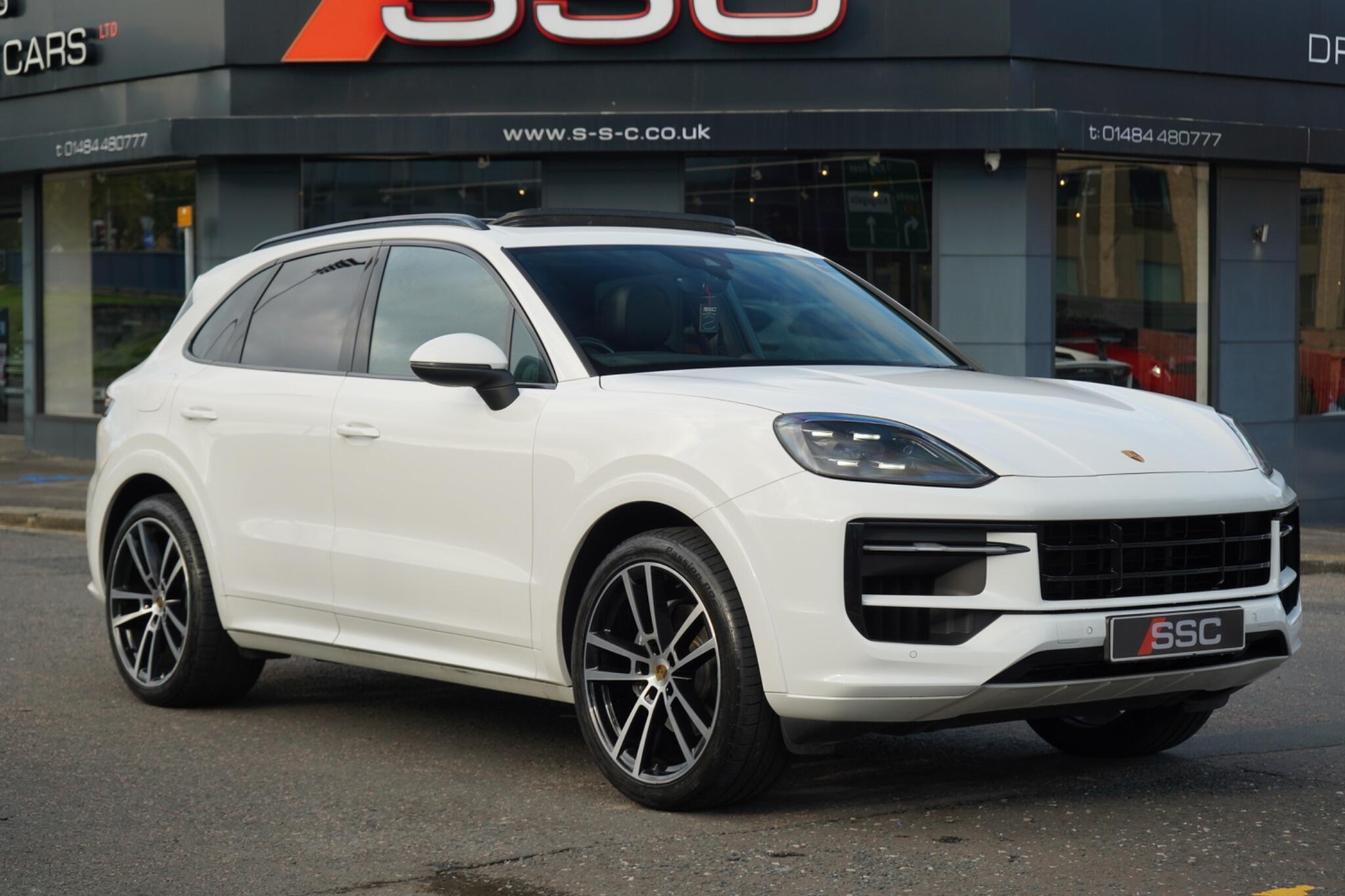 Porsche Cayenne view 4