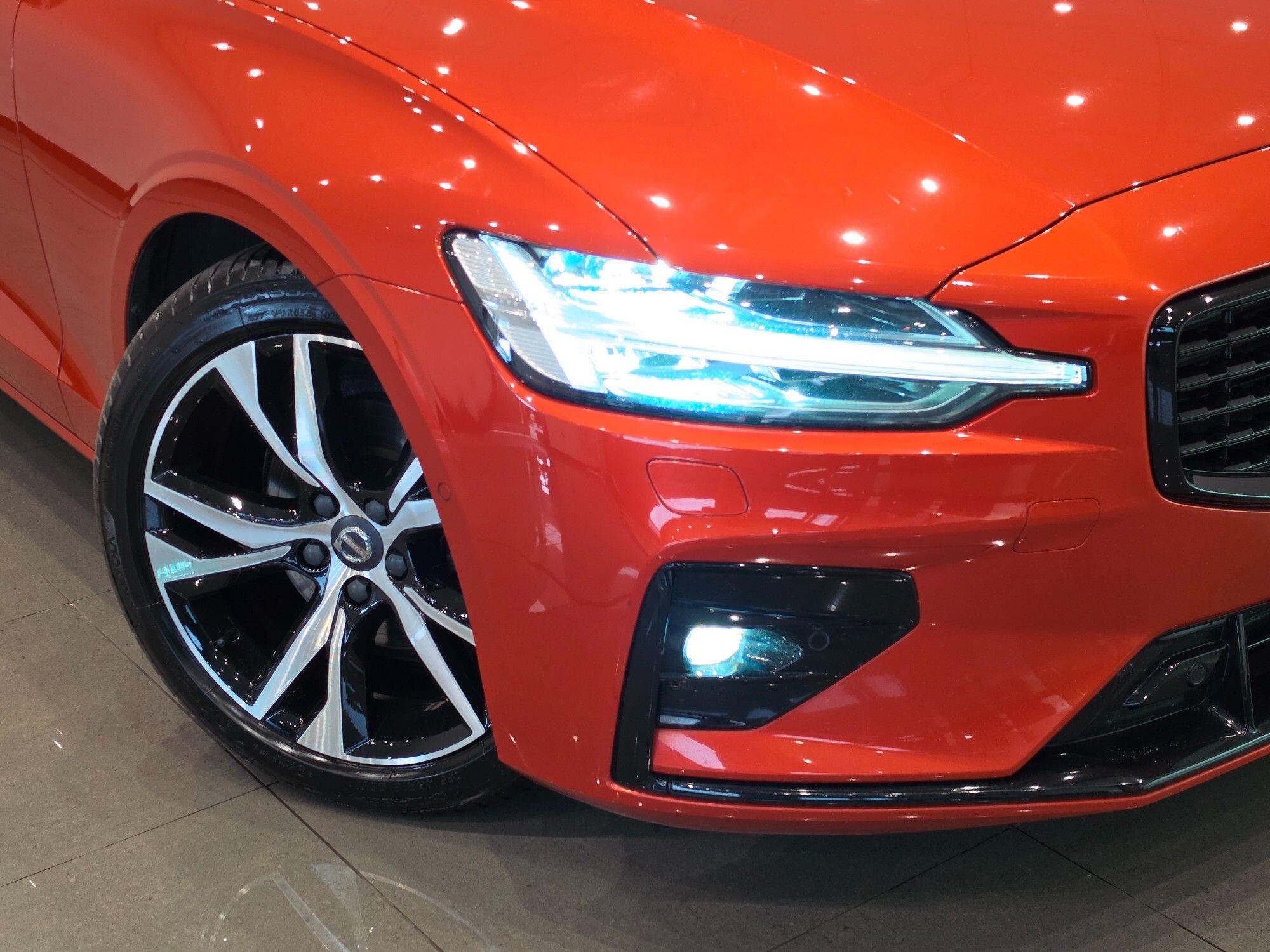 Volvo V60 view 81