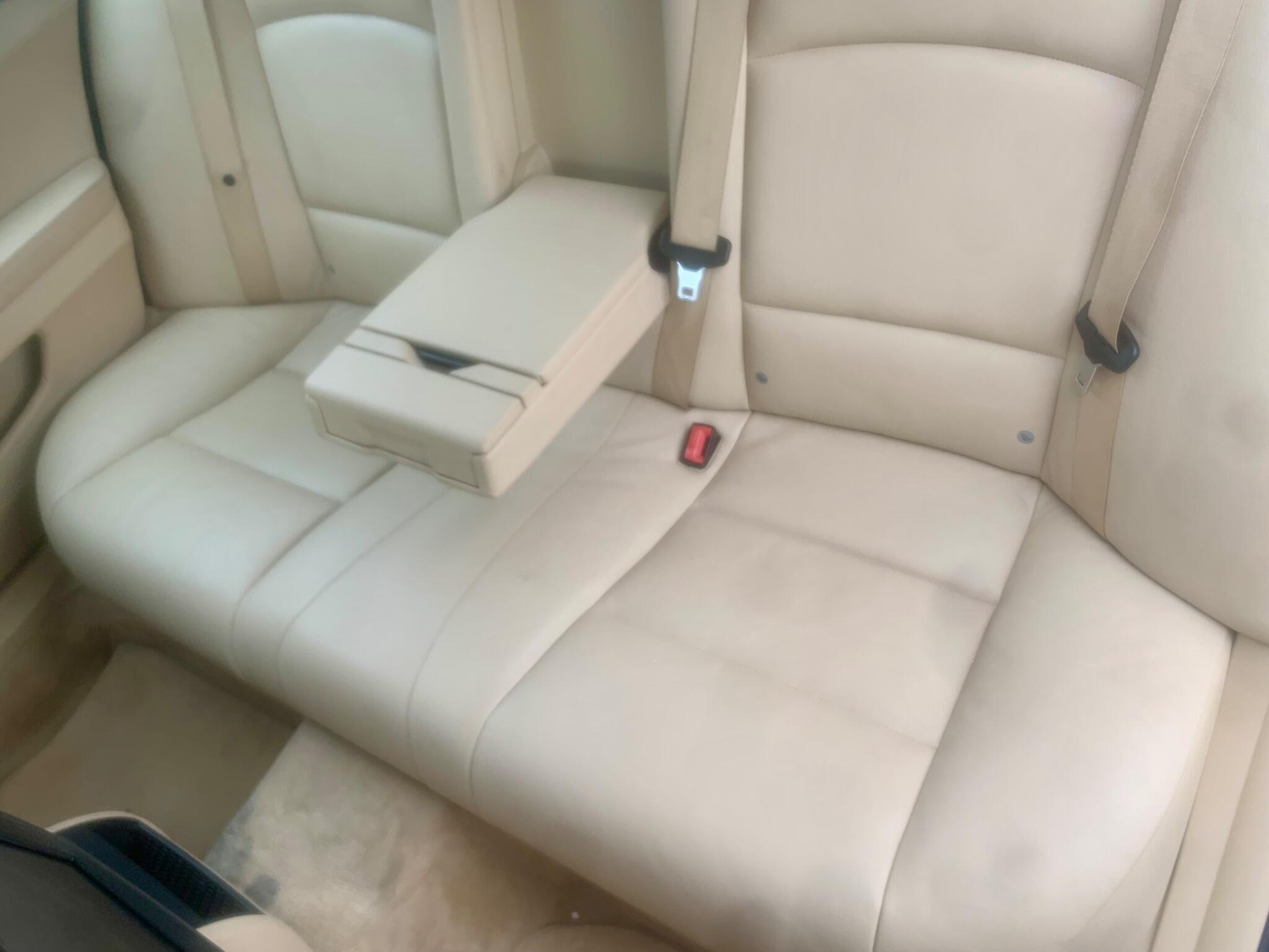 BMW 5 Series view 52