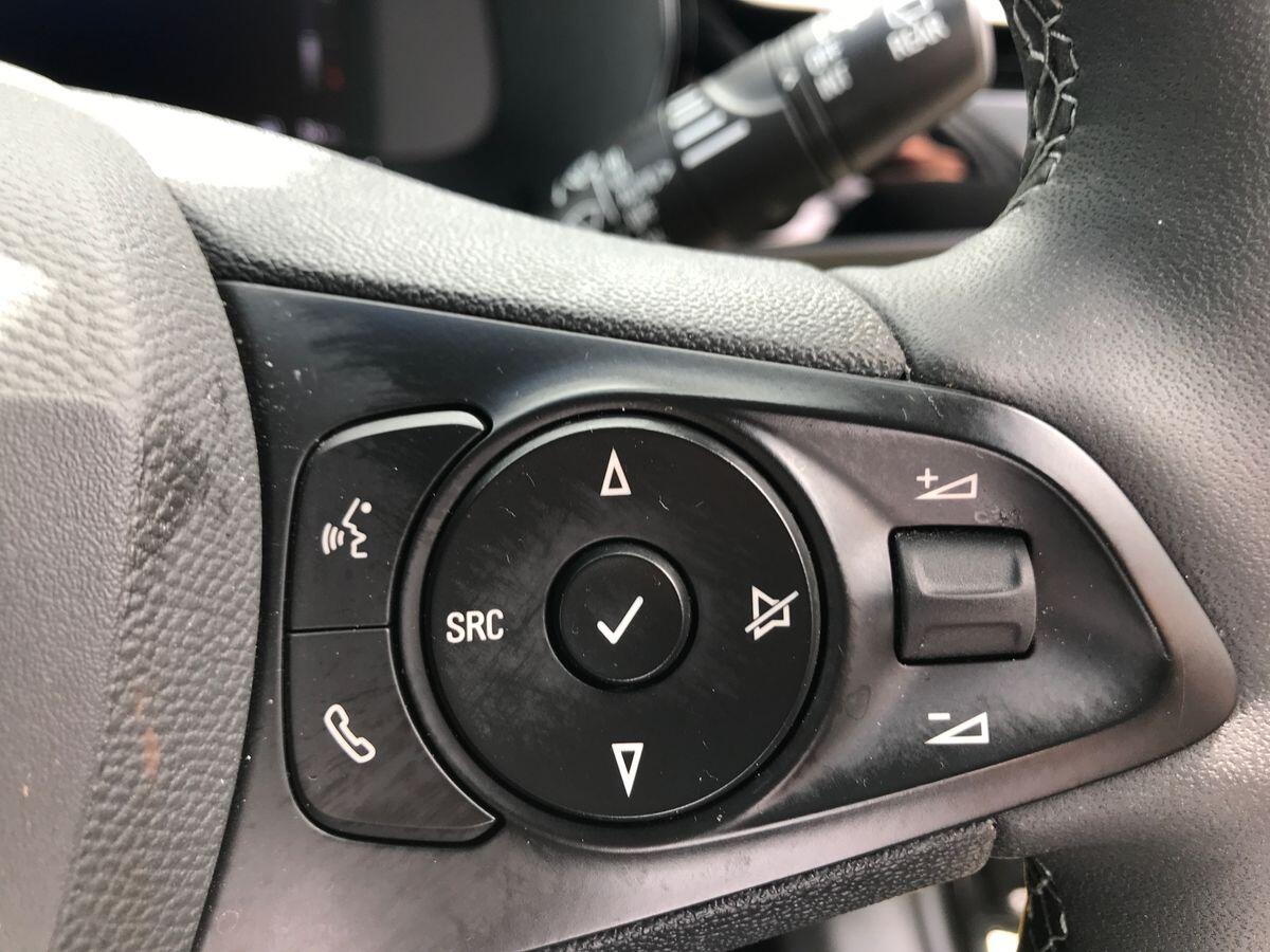 Vauxhall Corsa view 19