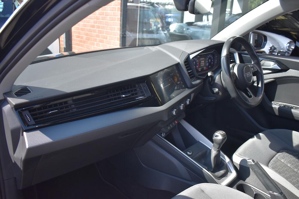Audi A1 view 37