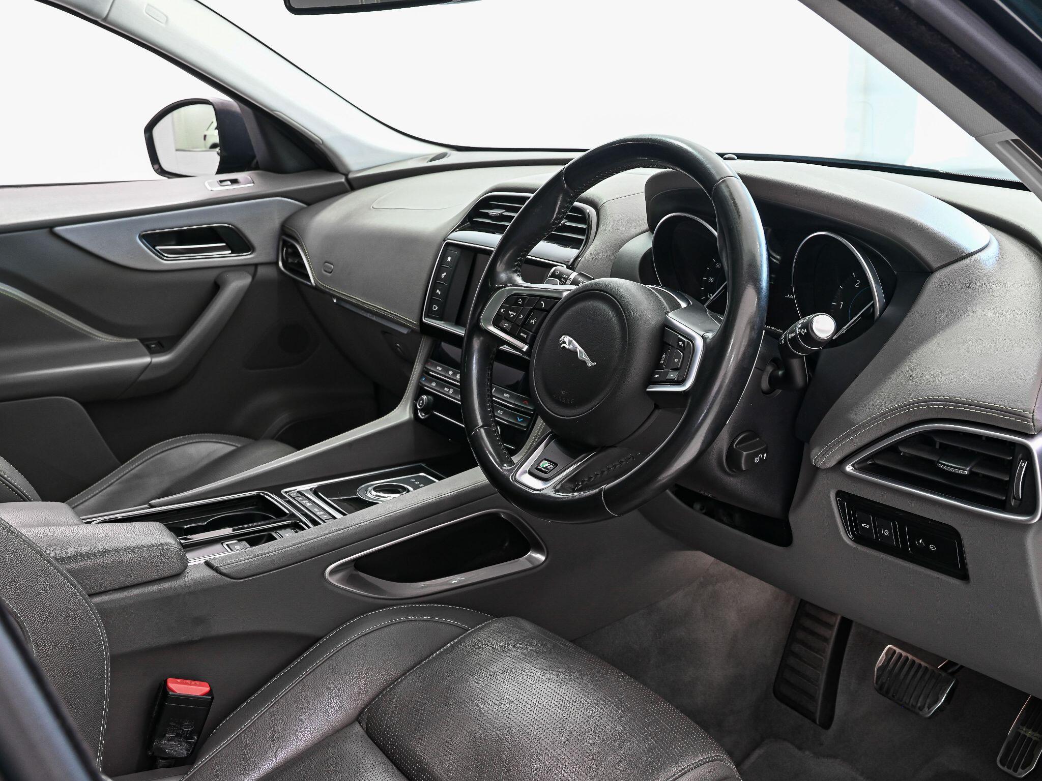 Jaguar F-Pace view 2