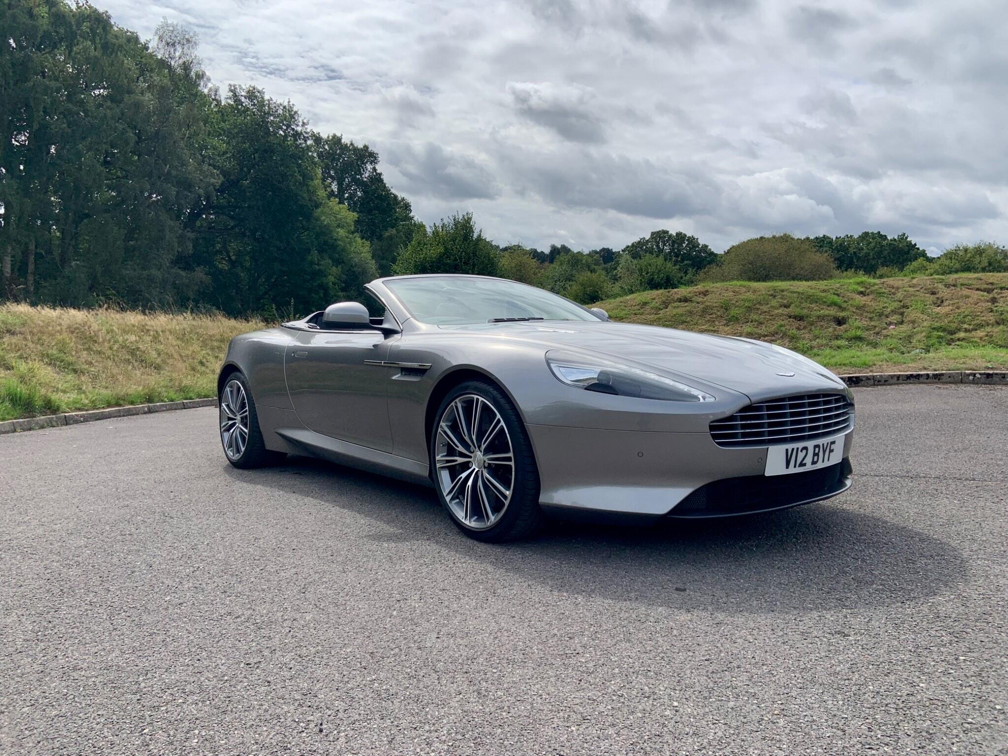 Aston Martin Virage