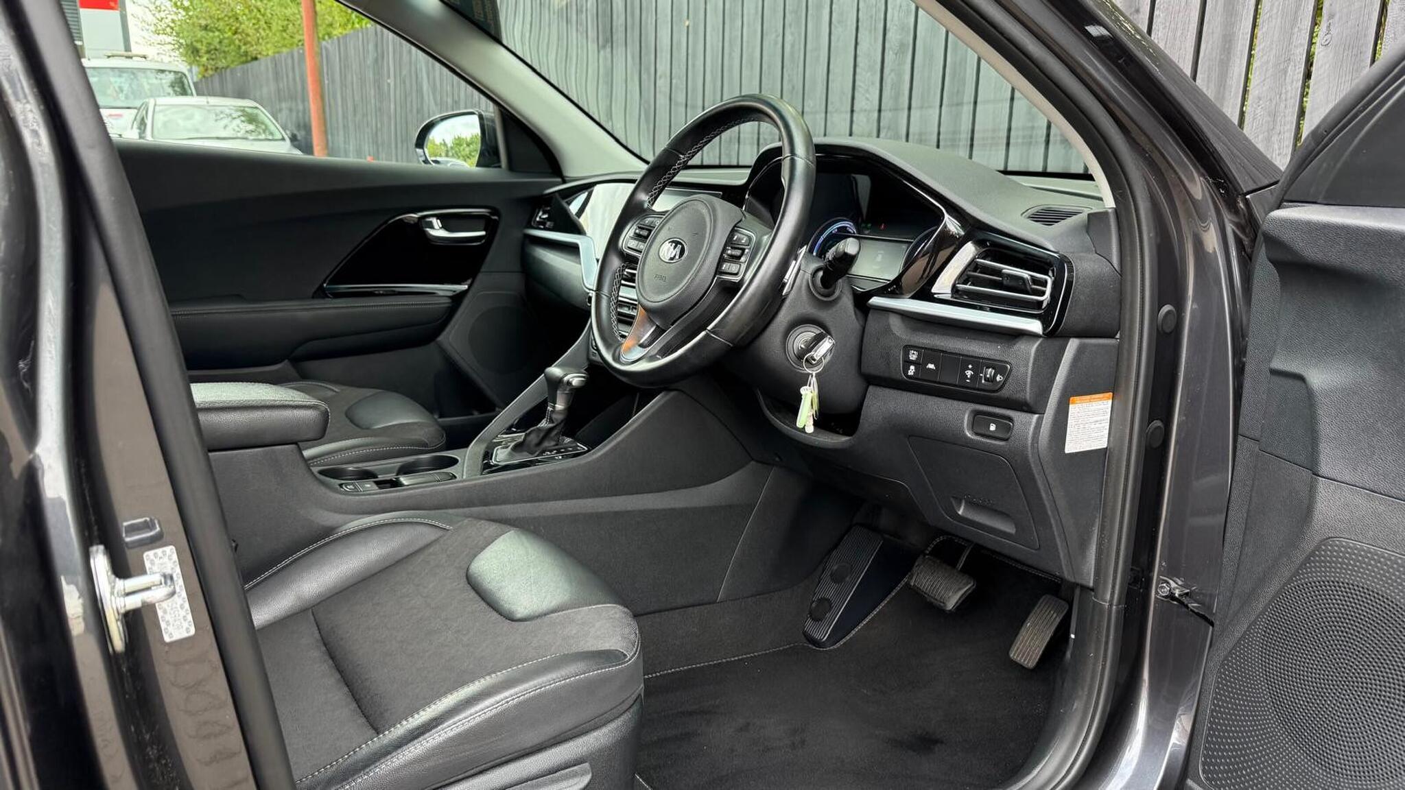 Kia Niro view 22