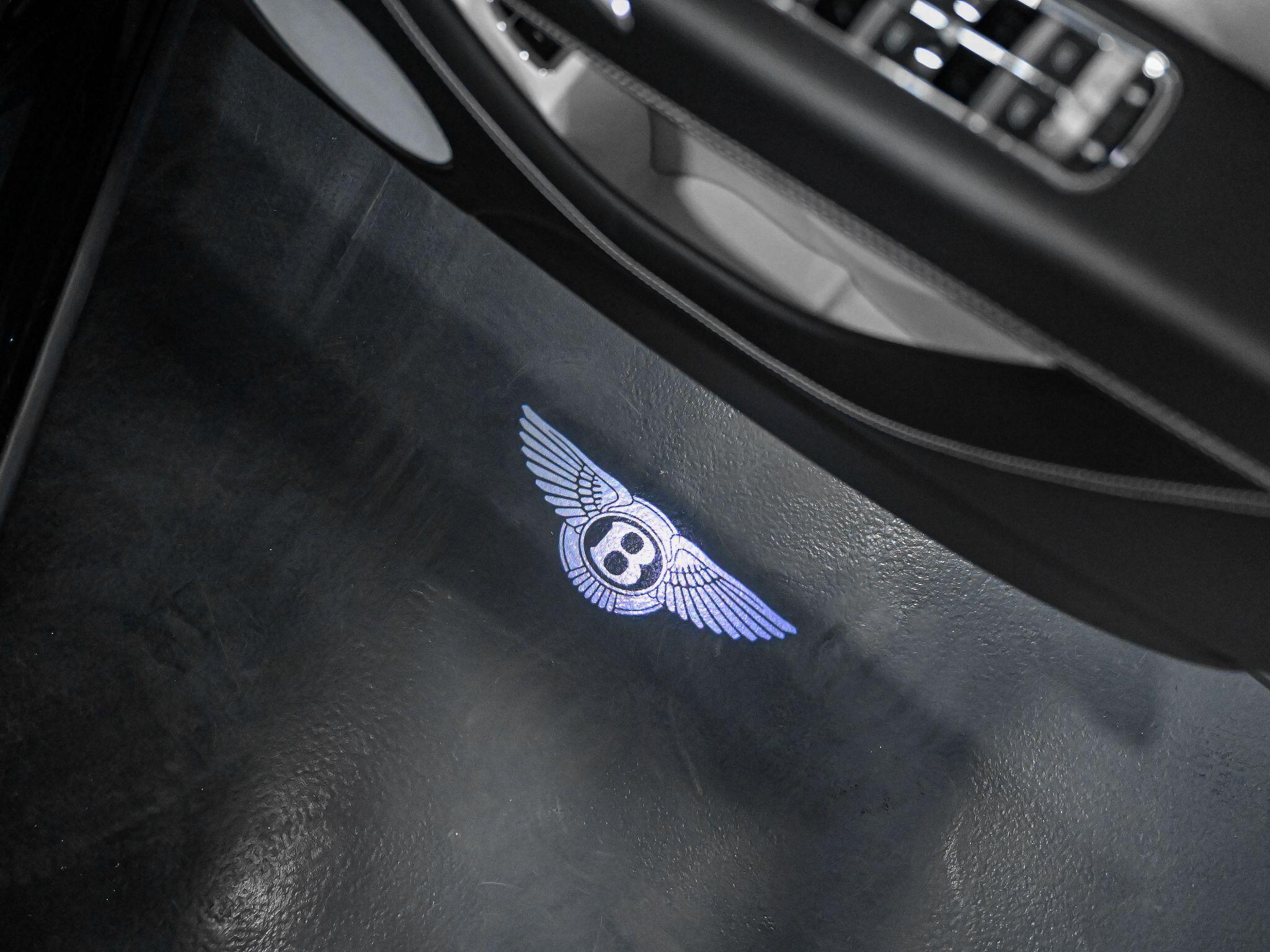 Bentley Bentayga view 37