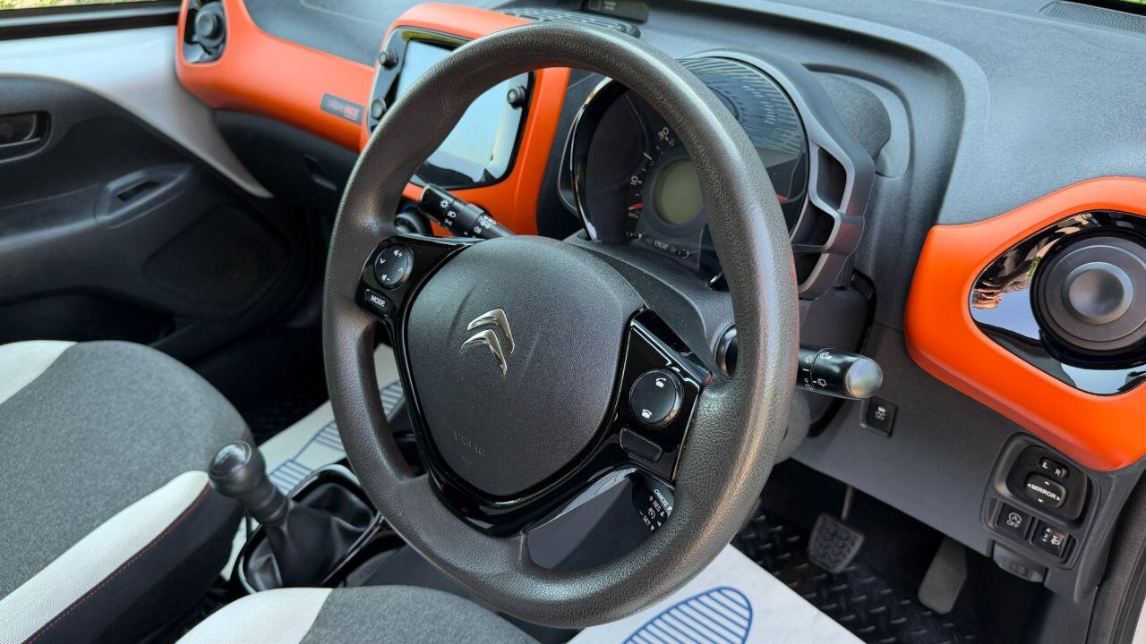 Citroen C1 view 12