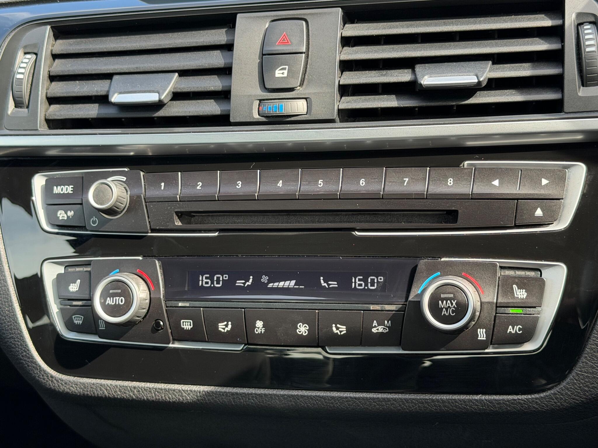BMW 2 Series view 40