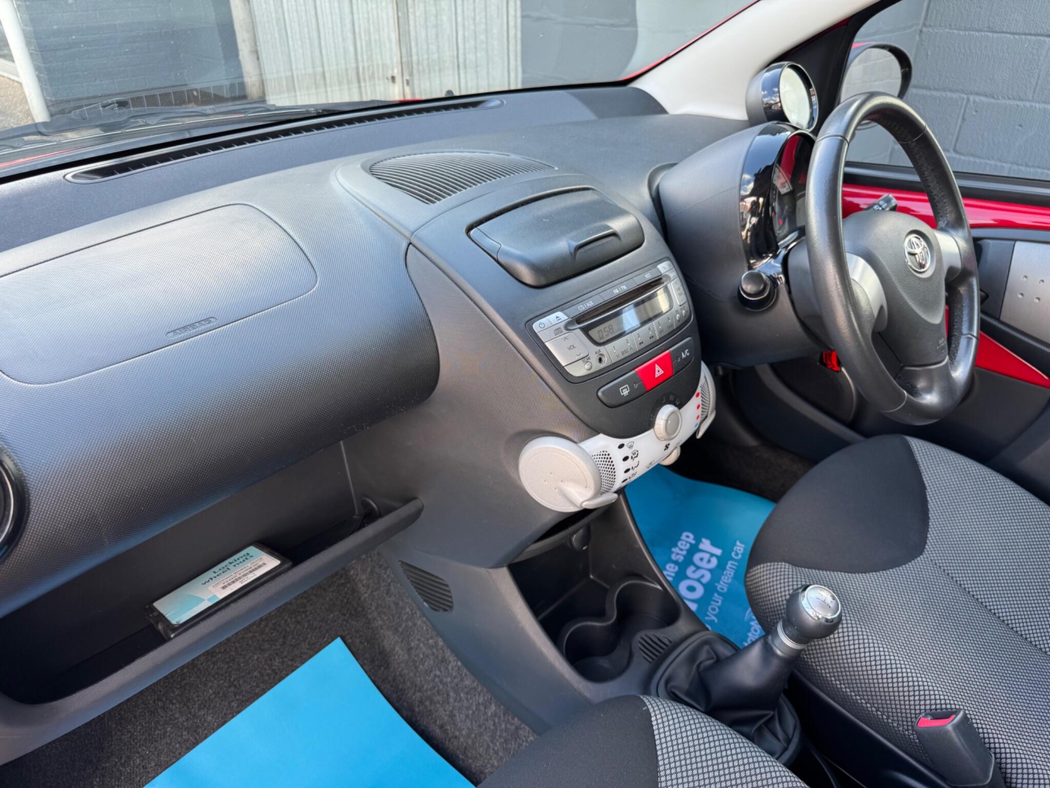 Toyota Aygo view 12