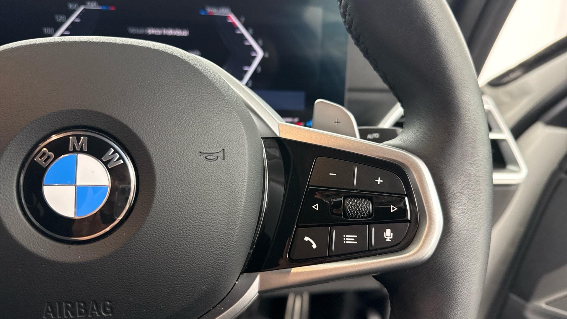 BMW 3 Series view 19