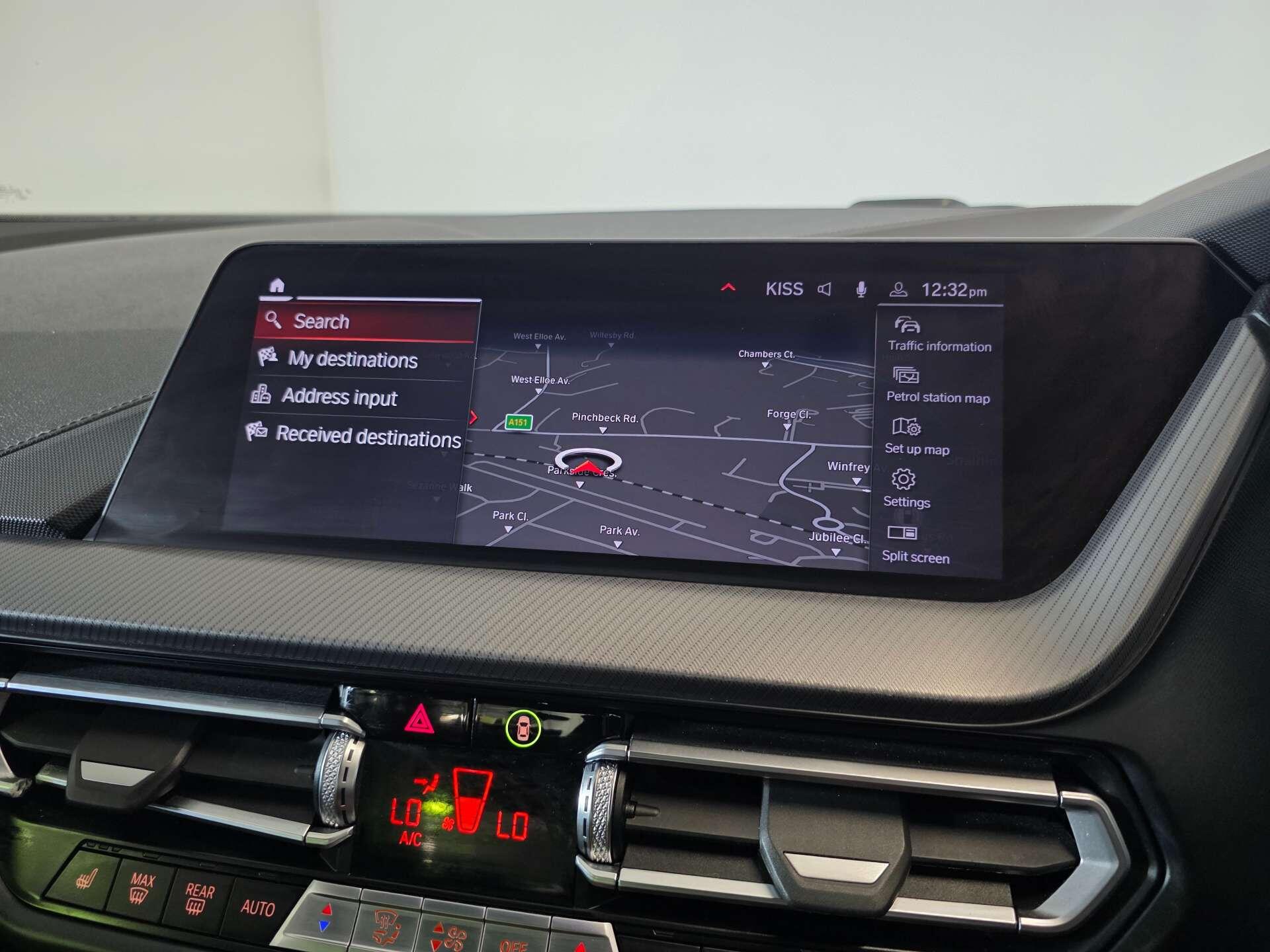 BMW 2 Series view 33