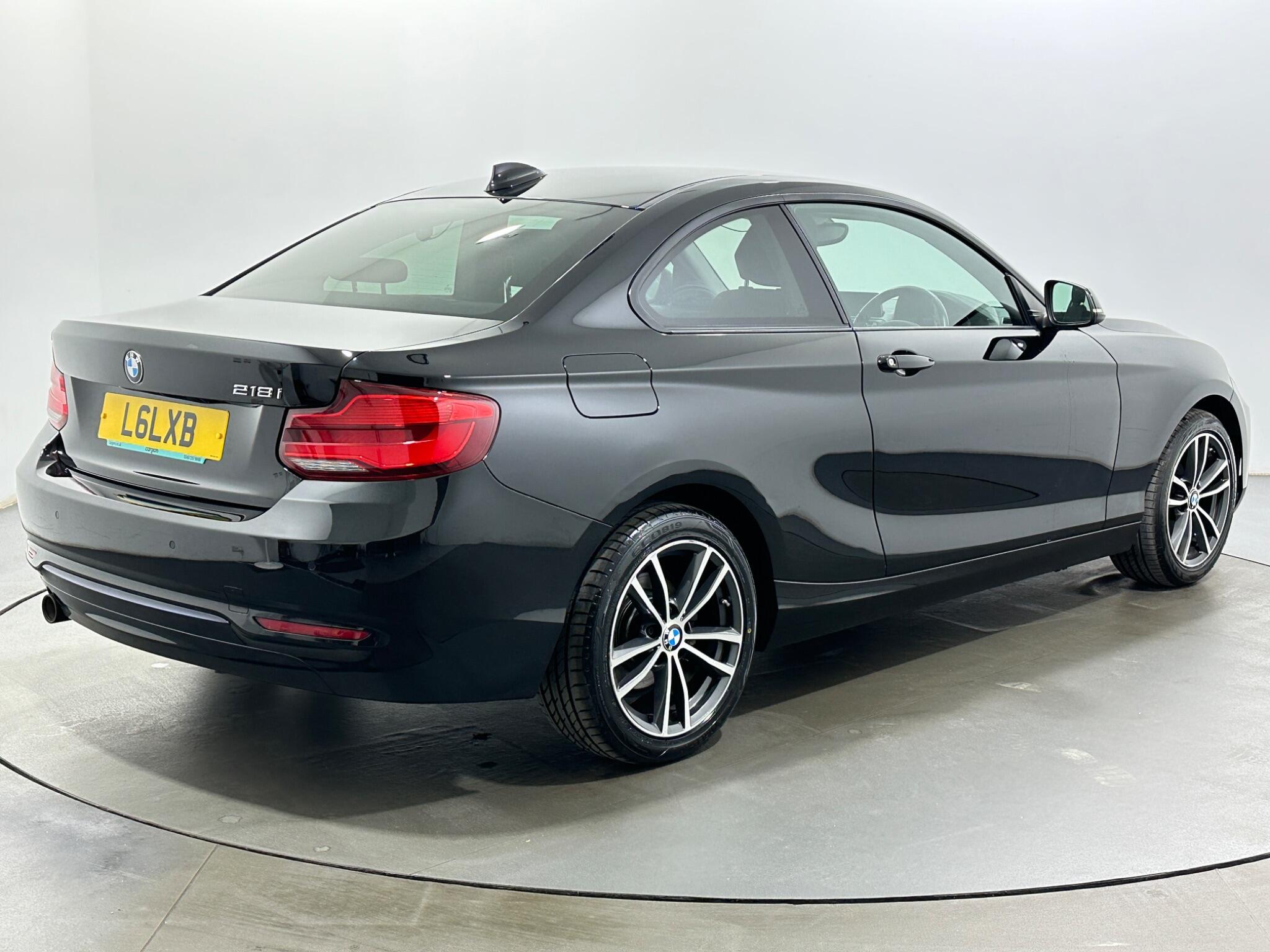 BMW 2 Series view 8