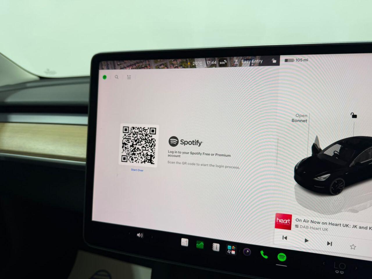 Tesla Model 3 view 24