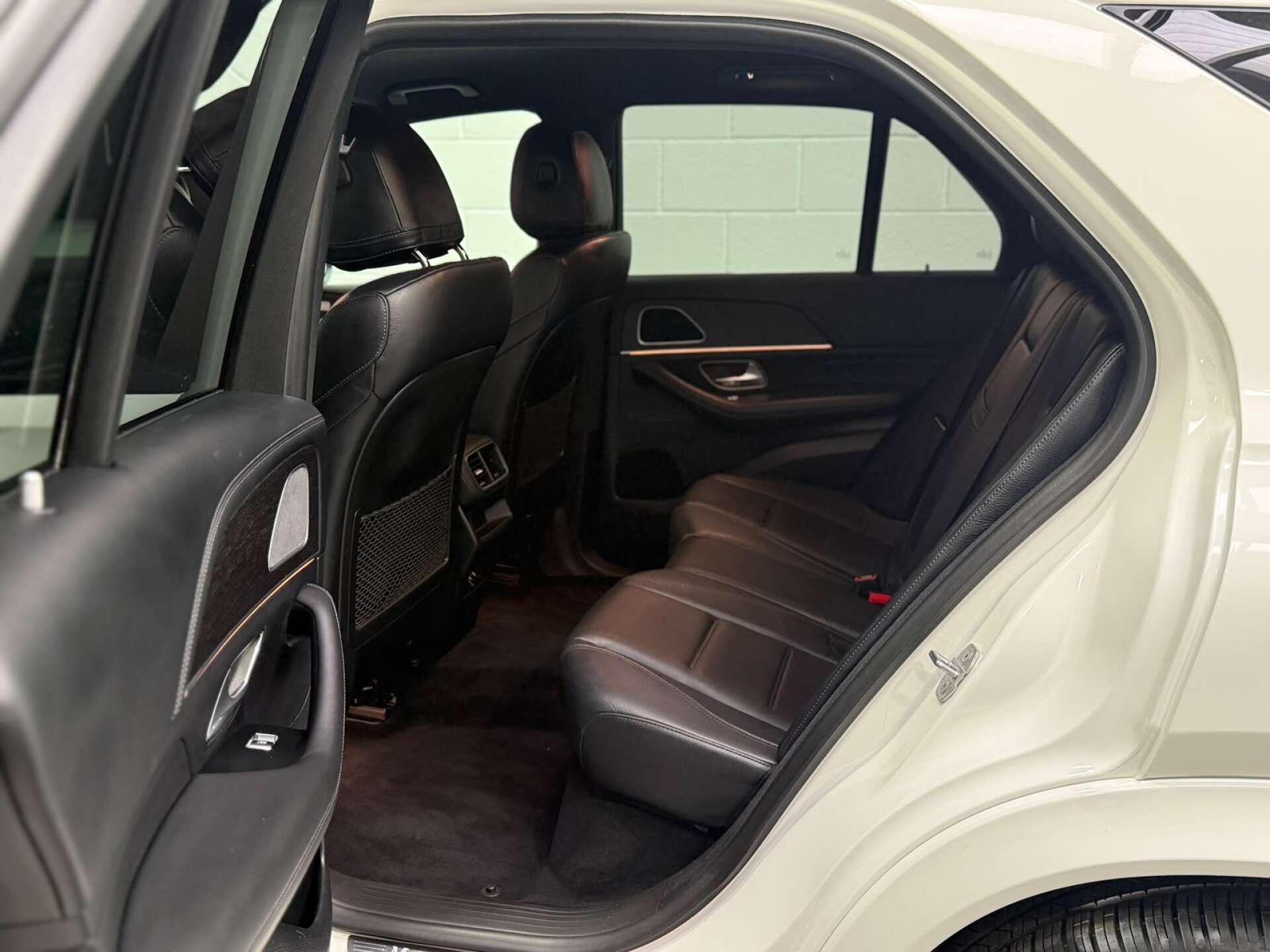 Mercedes-Benz Gle view 15